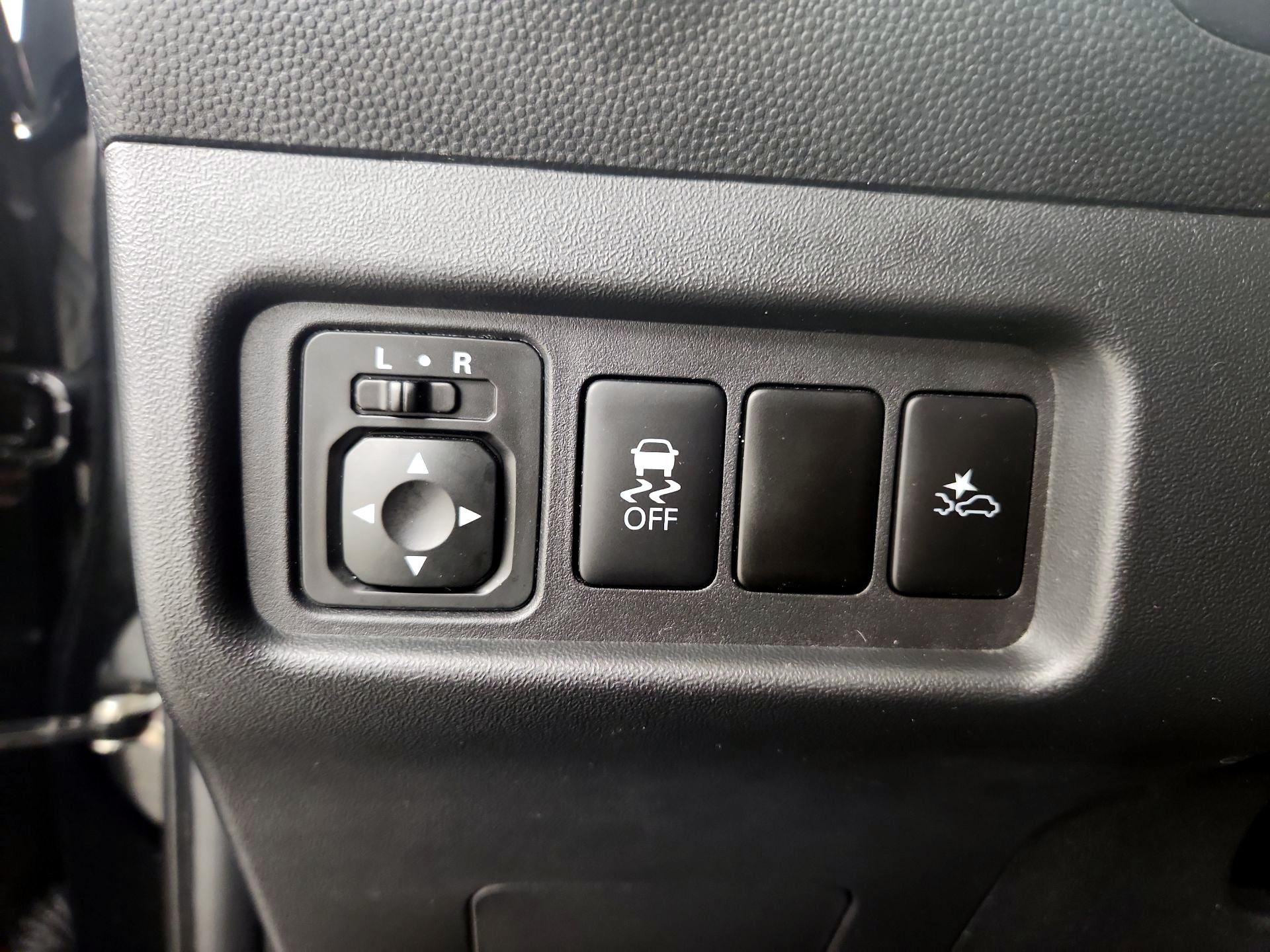 Thumbnail: 2023 Mitsubishi Mirage - 13