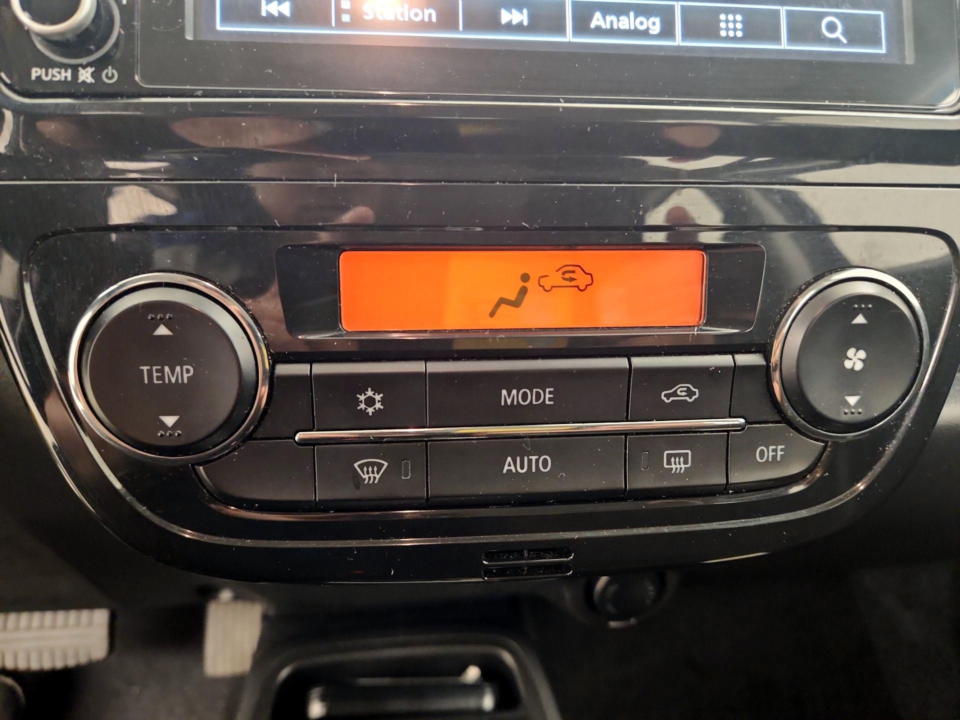 Thumbnail: 2023 Mitsubishi Mirage - 16