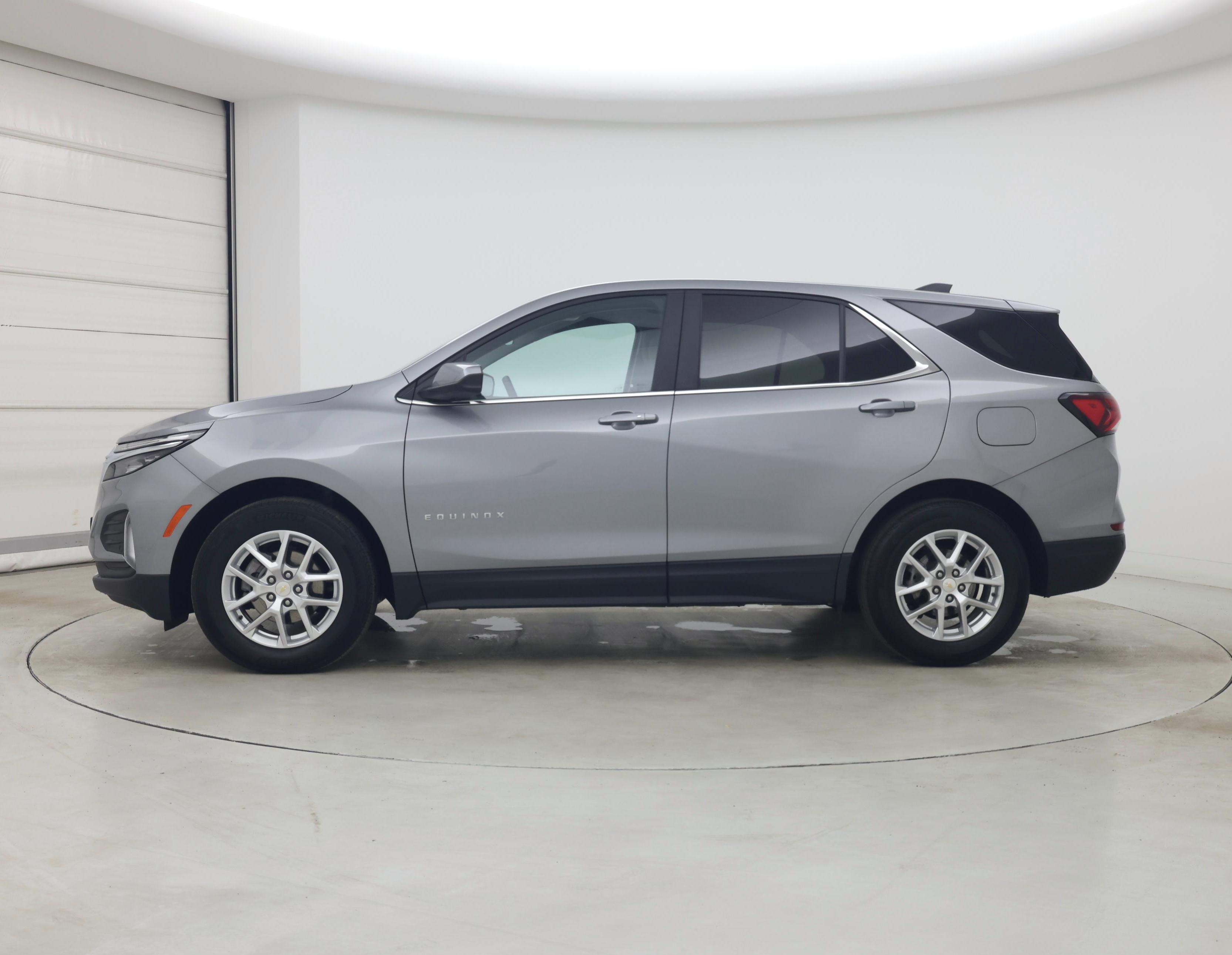 Thumbnail: 2024 Chevrolet Equinox - 3