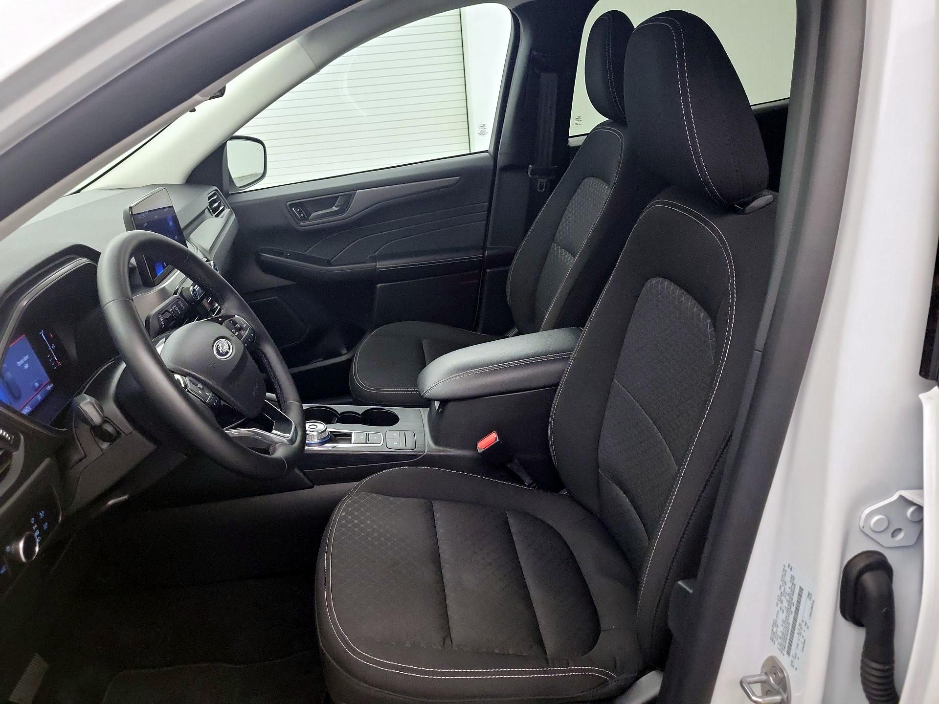 Thumbnail: 2024 Ford Escape - 9