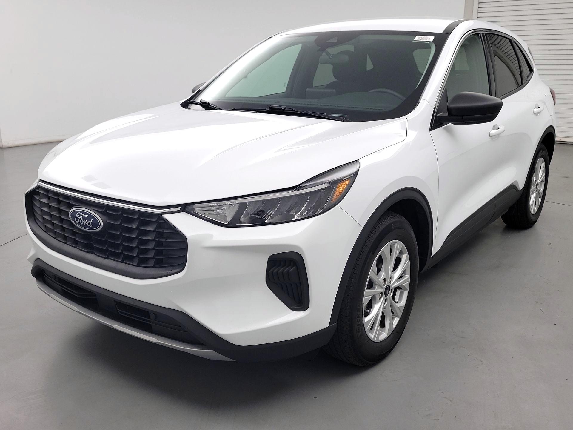 Thumbnail: 2024 Ford Escape - 3