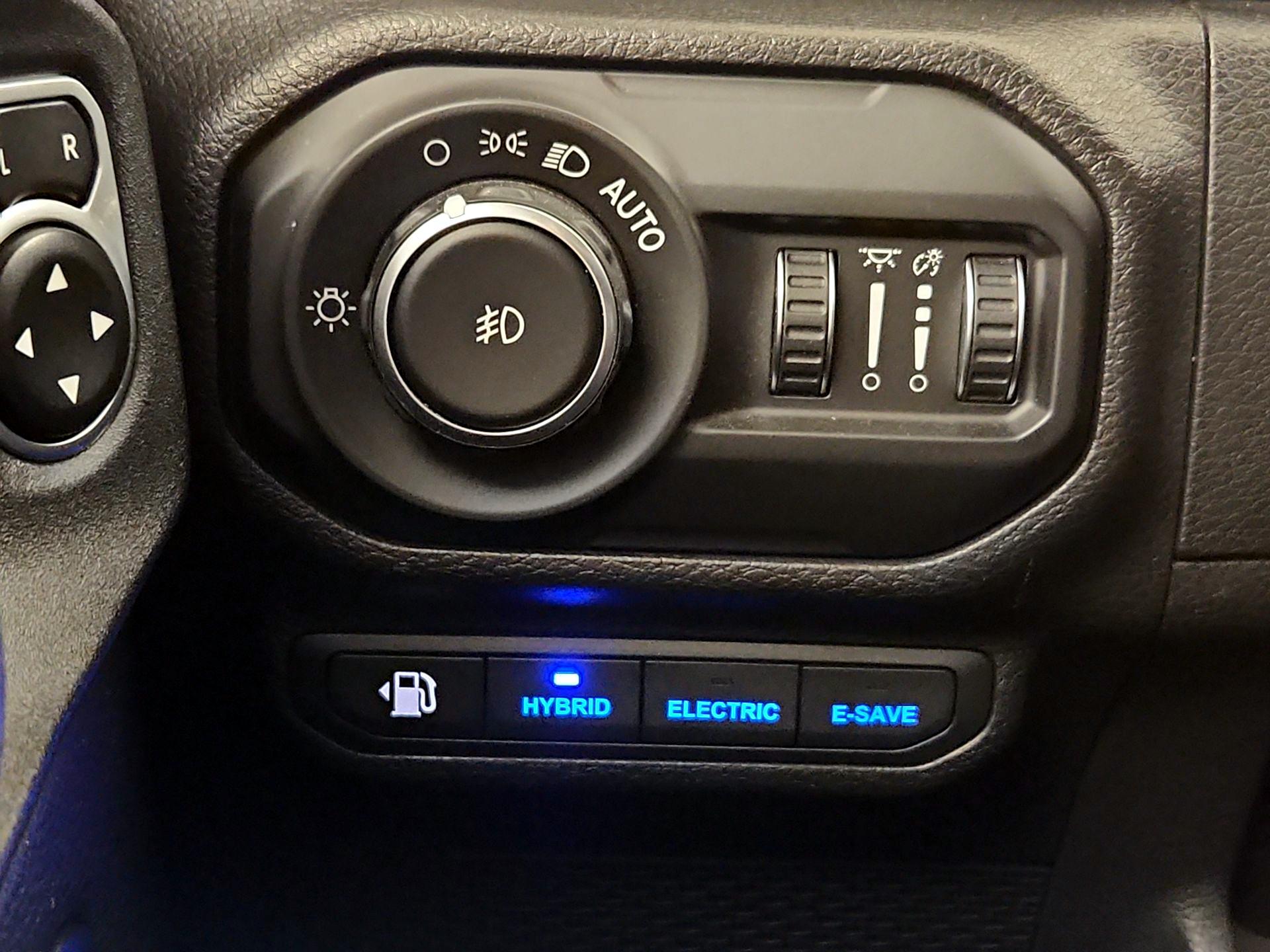 Thumbnail: 2021 Jeep Wrangler - 11