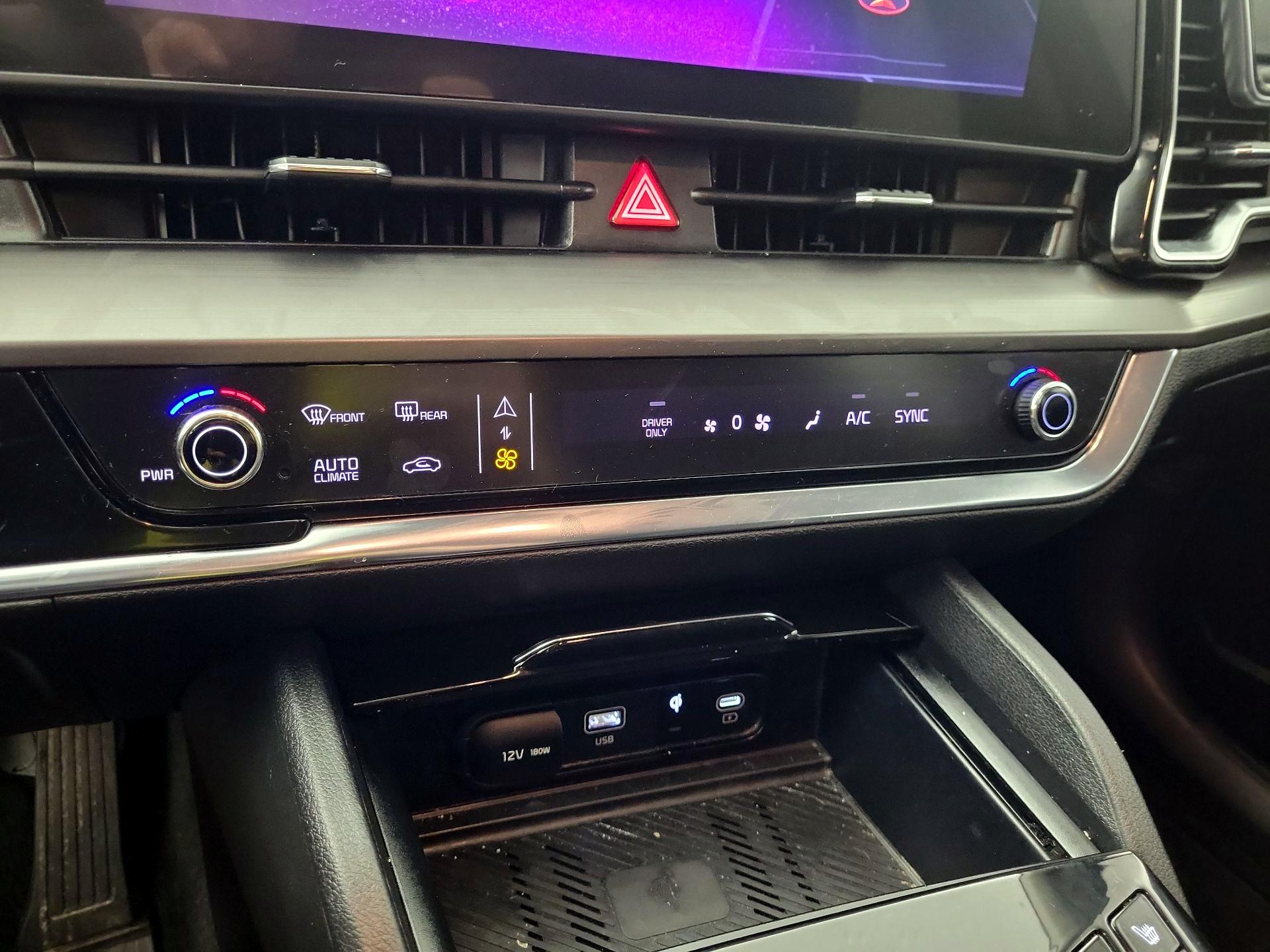 Thumbnail: 2023 Kia Sportage - 17