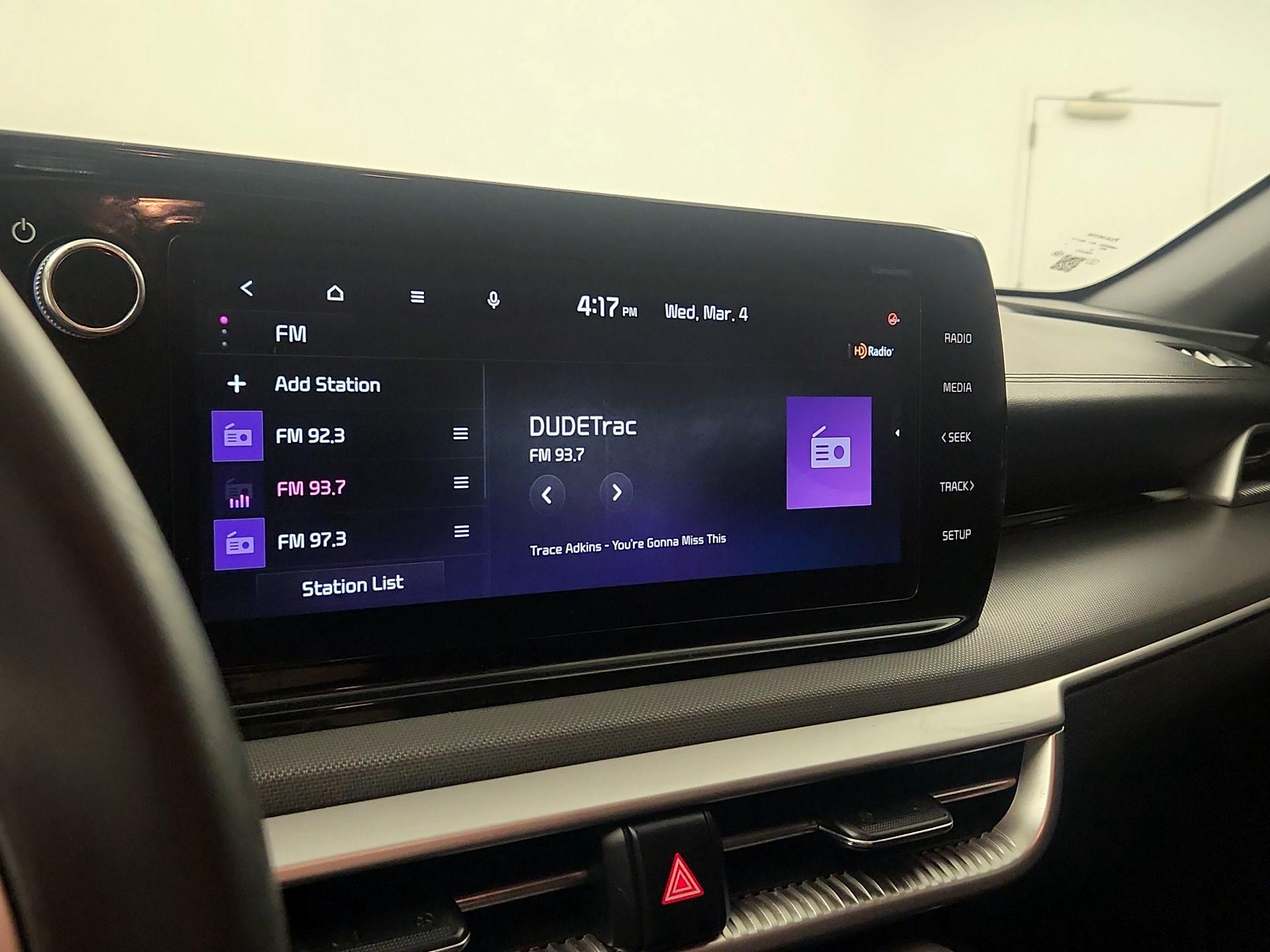 Thumbnail: 2023 Kia K5 - 14