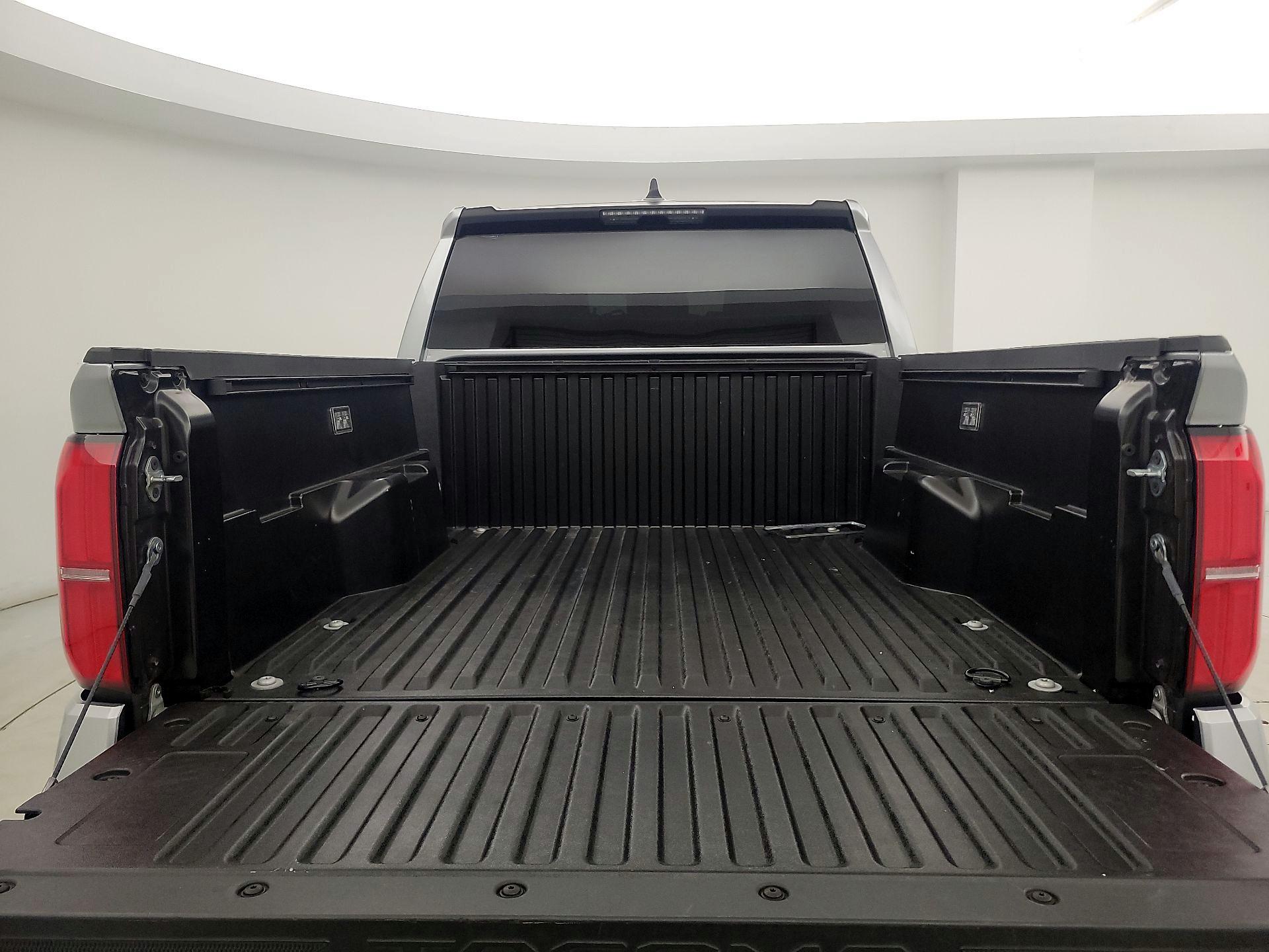 Thumbnail: 2025 Toyota Tacoma - 20