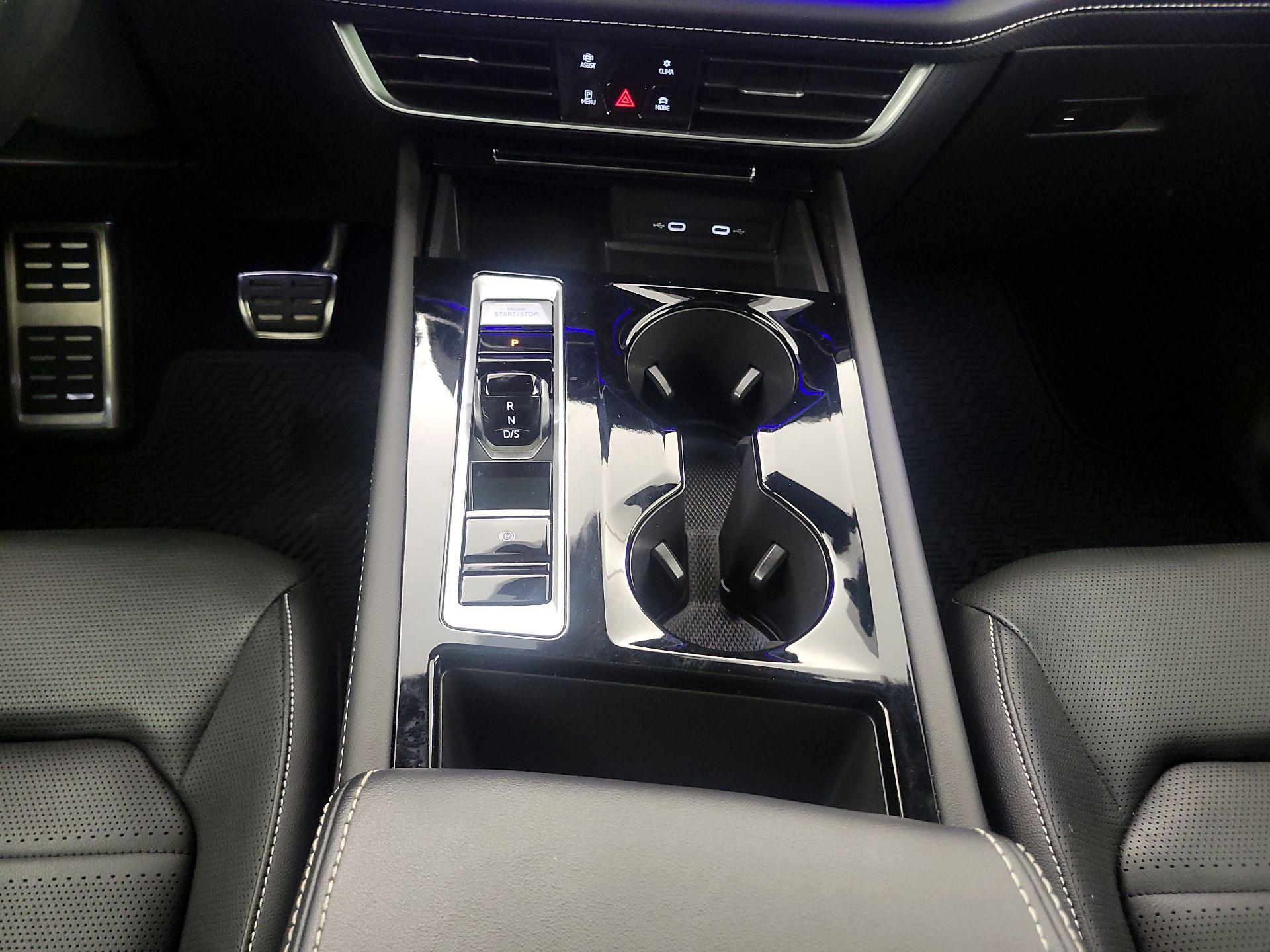 Thumbnail: 2024 Volkswagen Atlas - 18