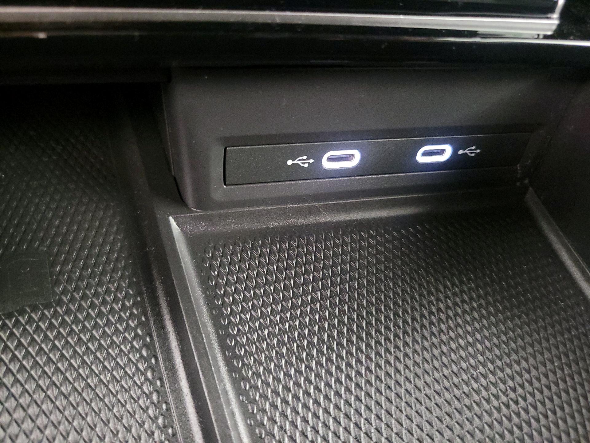 Thumbnail: 2024 Volkswagen Atlas - 19