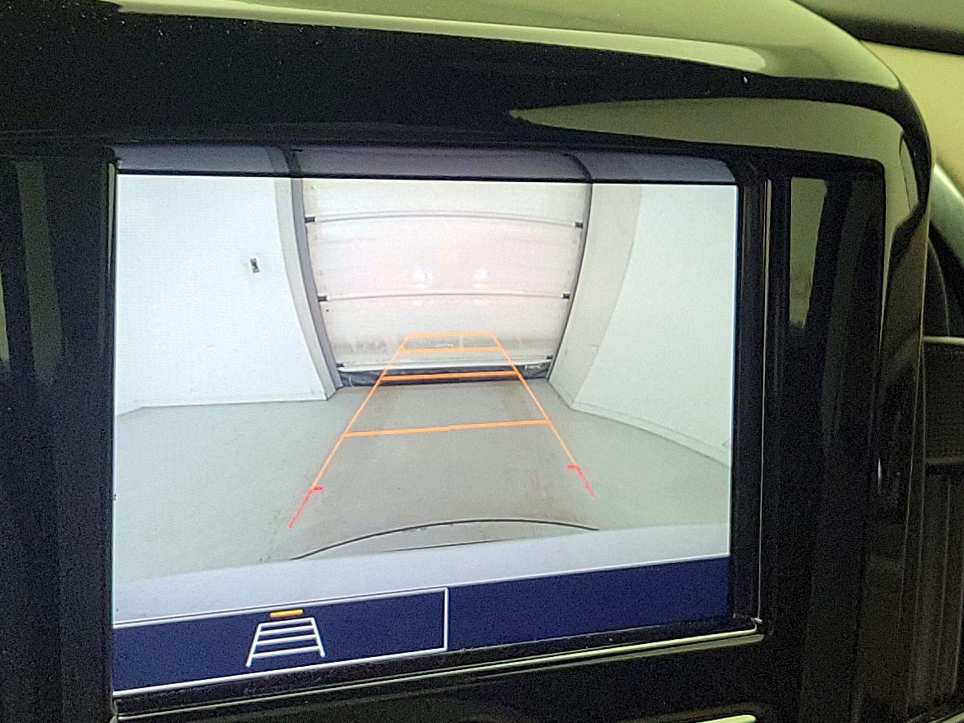 Thumbnail: 2022 Chevrolet Traverse - 14