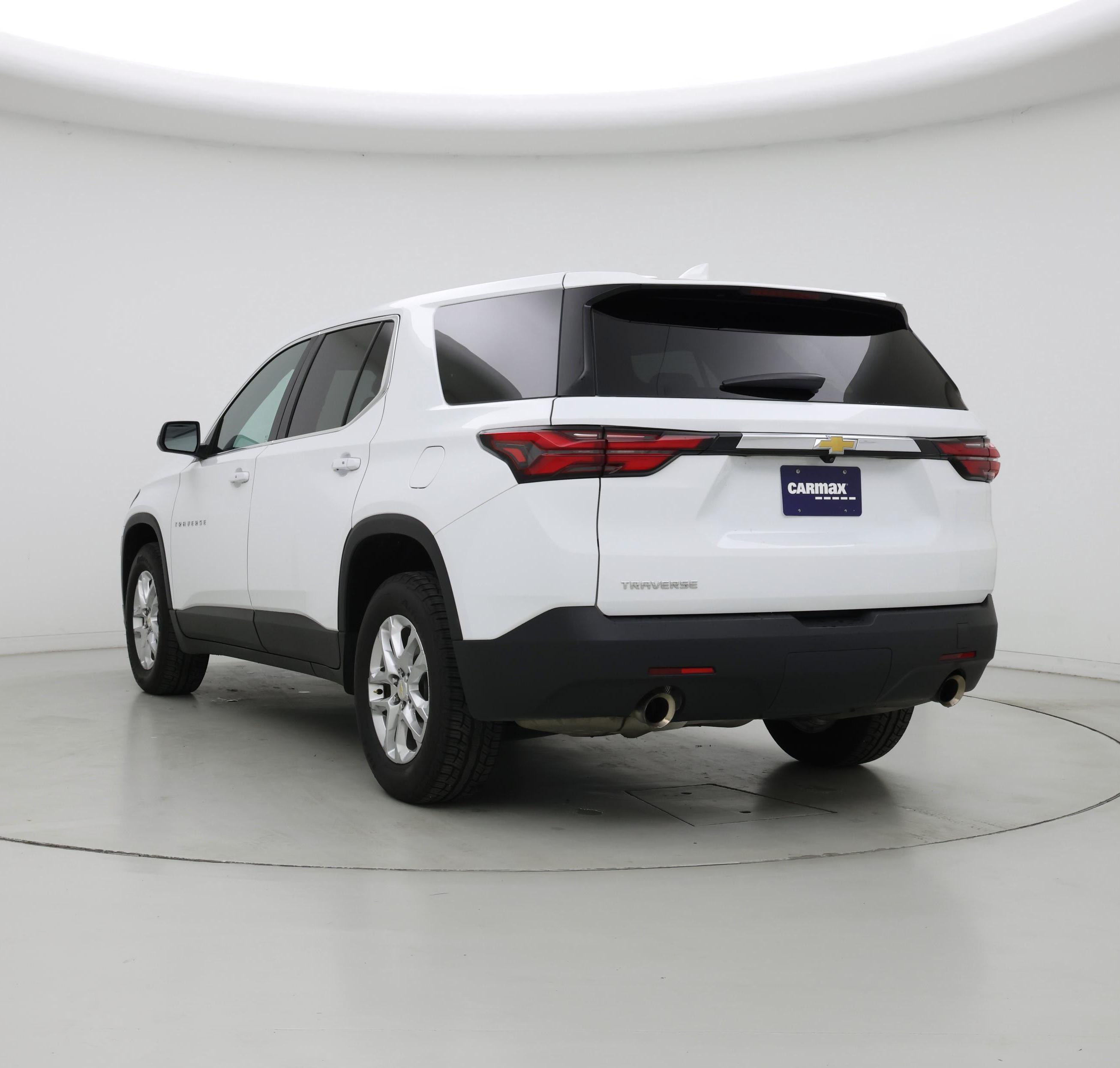 Thumbnail: 2022 Chevrolet Traverse - 2