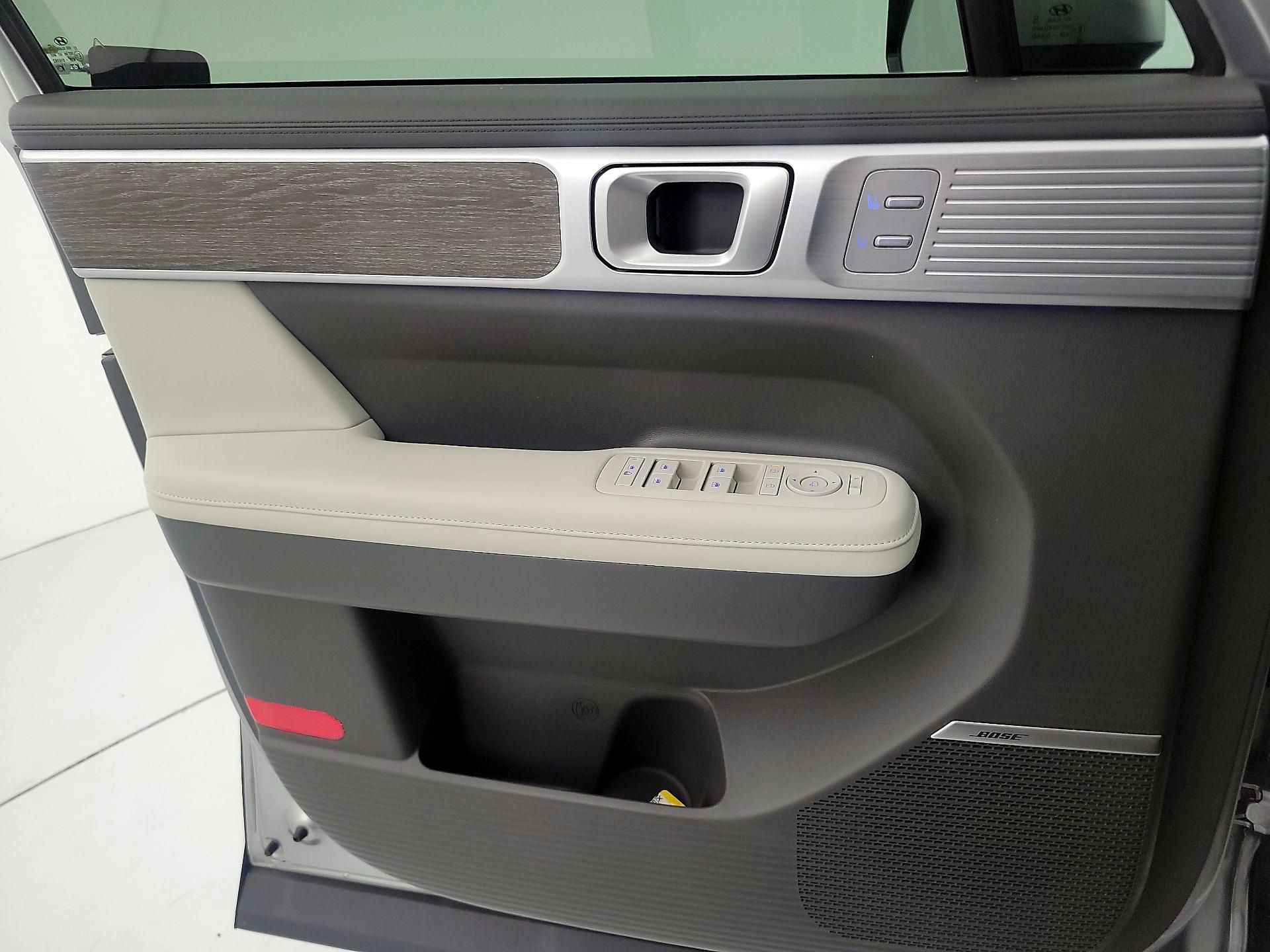 Thumbnail: 2024 Hyundai Santa Fe - 12