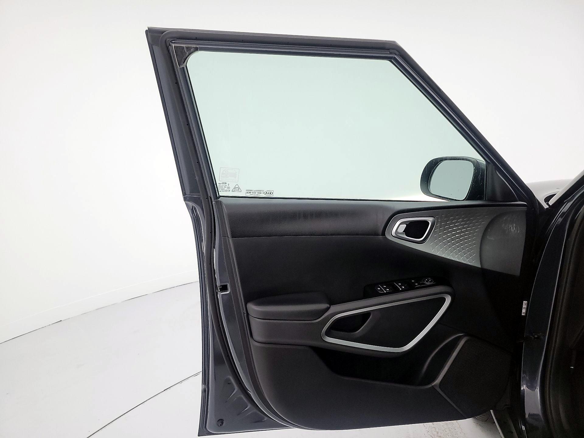 Thumbnail: 2020 Kia Soul - 12