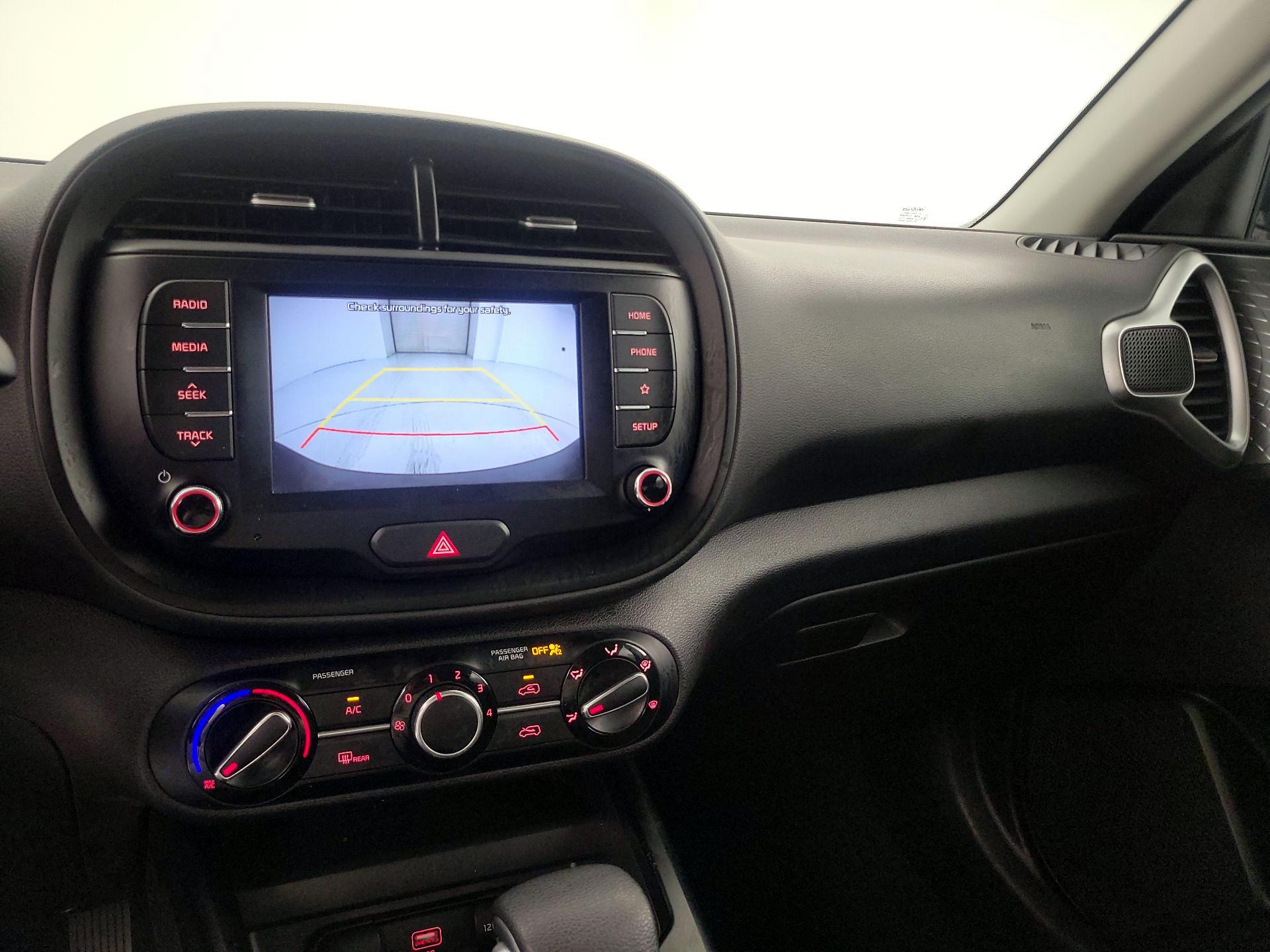 Thumbnail: 2020 Kia Soul - 14