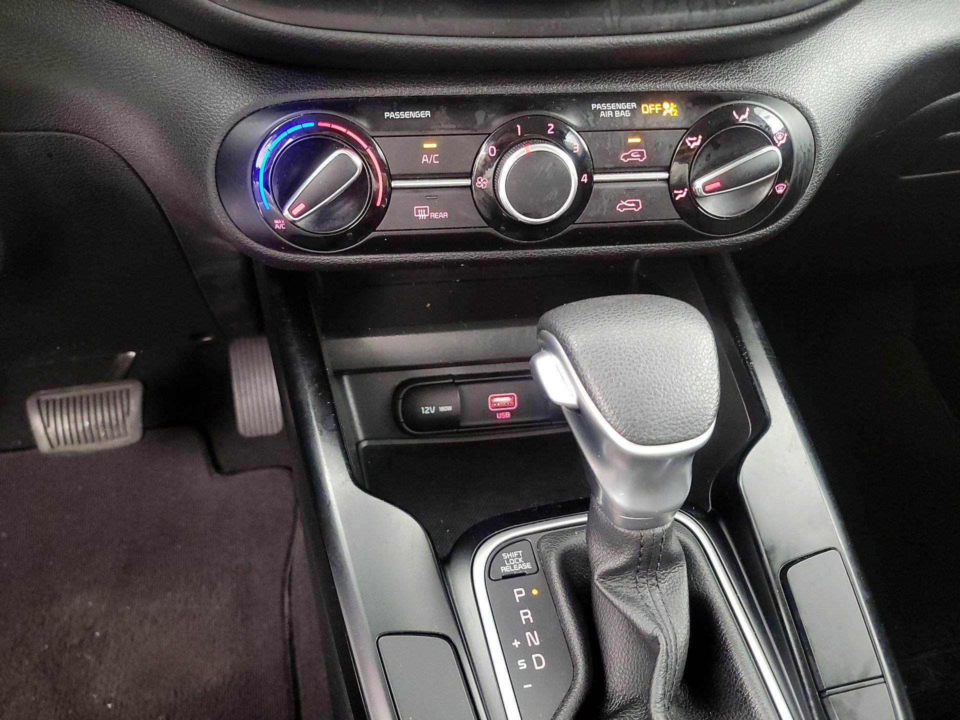 Thumbnail: 2020 Kia Soul - 16