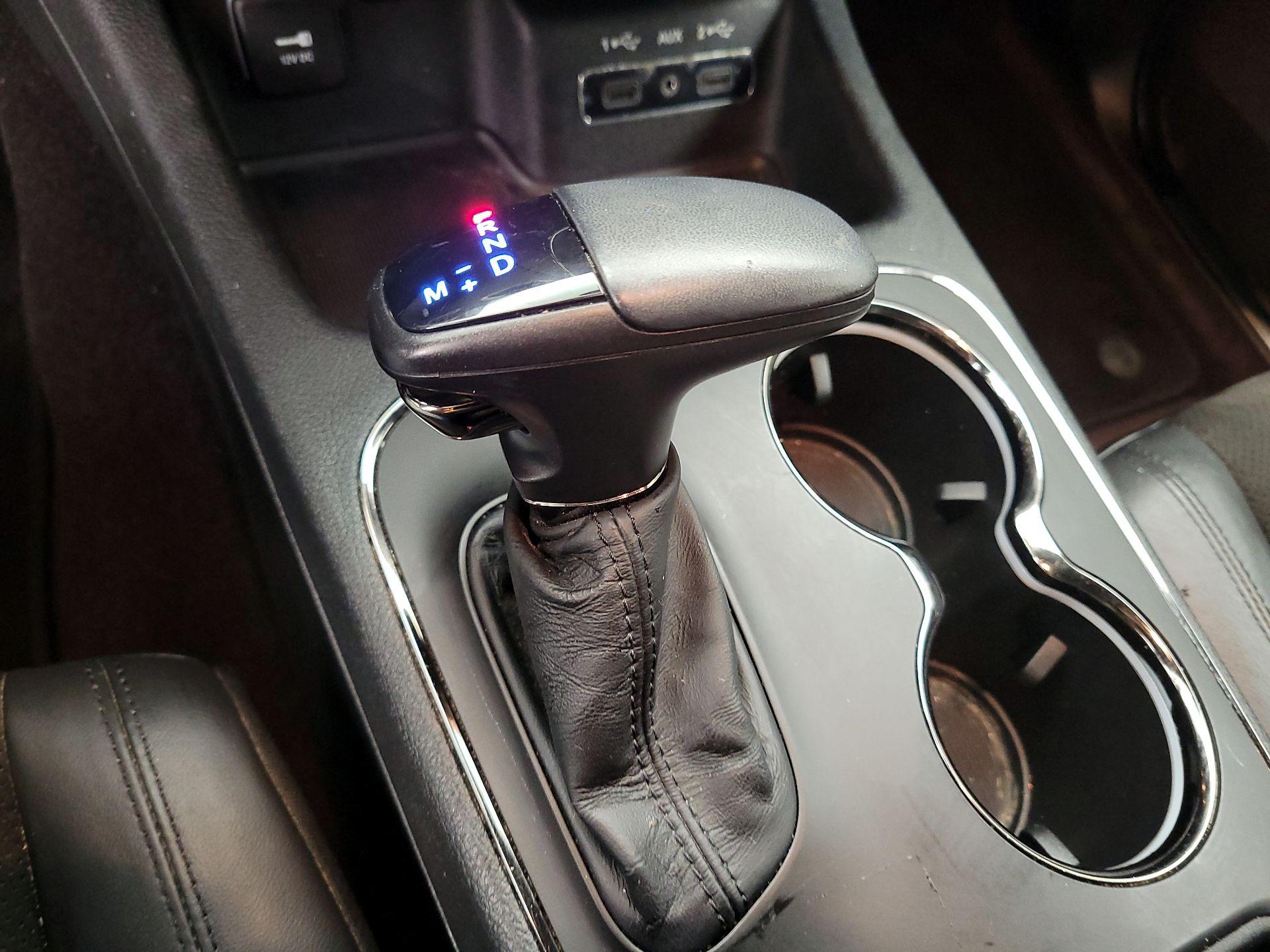 Thumbnail: 2019 Dodge Durango - 17