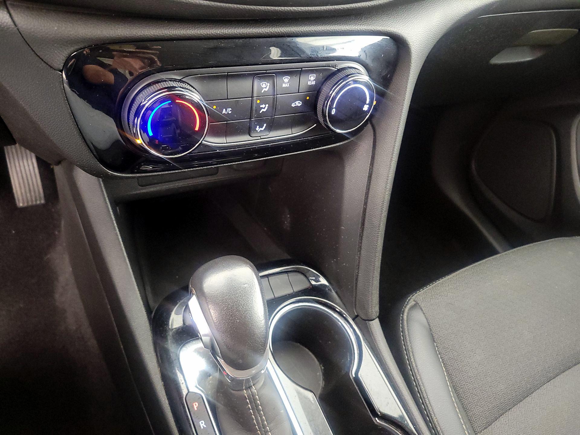 Thumbnail: 2021 Buick Encore GX - 16