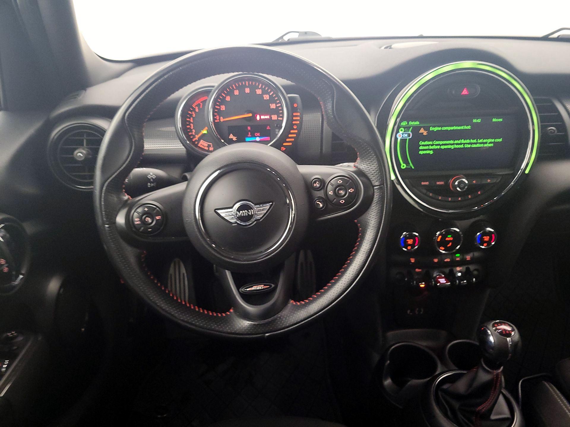 Thumbnail: 2017 MINI Cooper Hardtop - 10