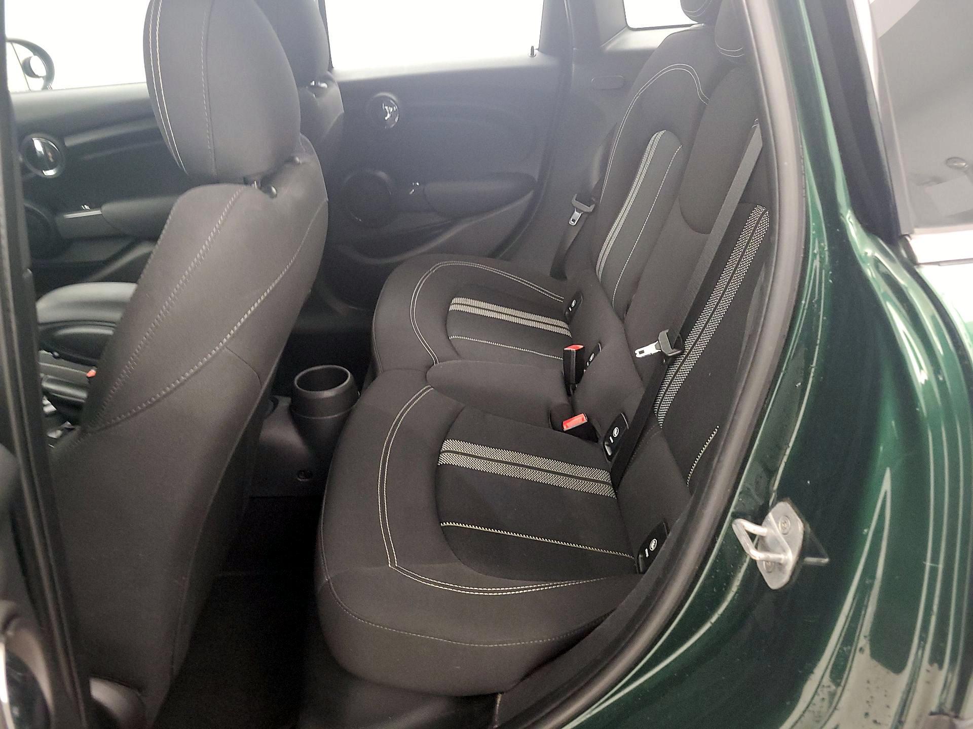 Thumbnail: 2017 MINI Cooper Hardtop - 18