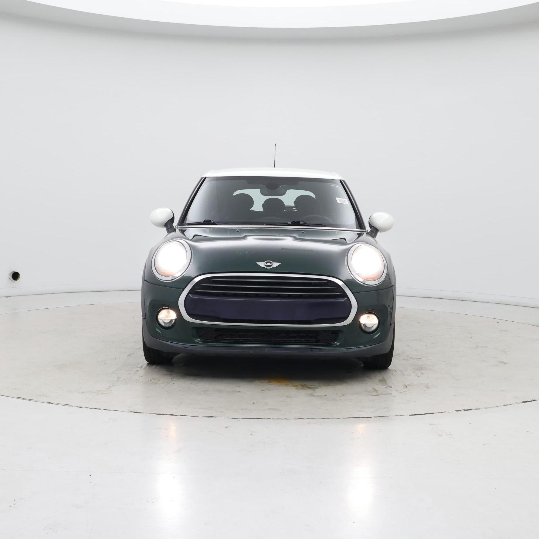 Thumbnail: 2017 MINI Cooper Hardtop - 5