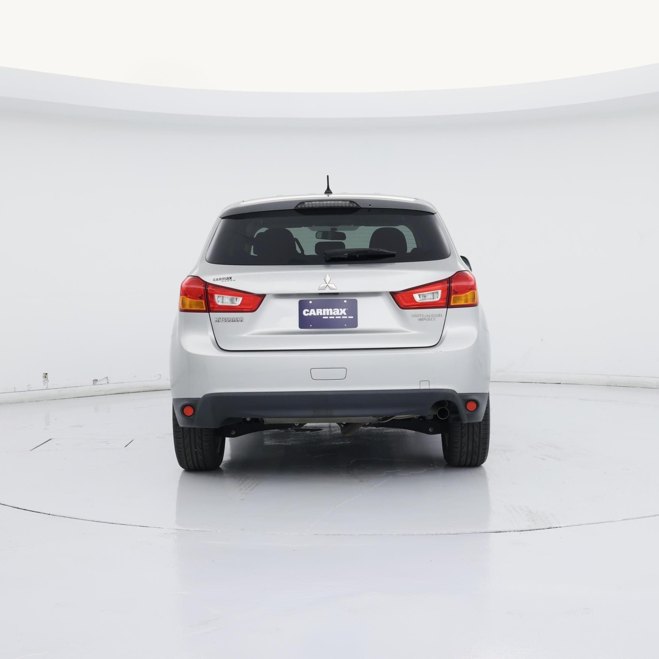 Thumbnail: 2015 Mitsubishi Outlander Sport - 6