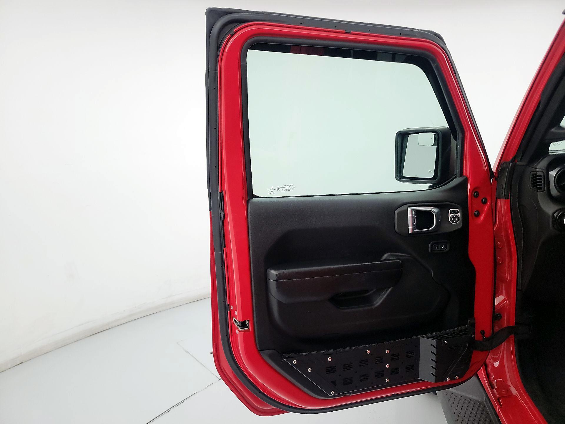 Thumbnail: 2021 Jeep Wrangler - 12