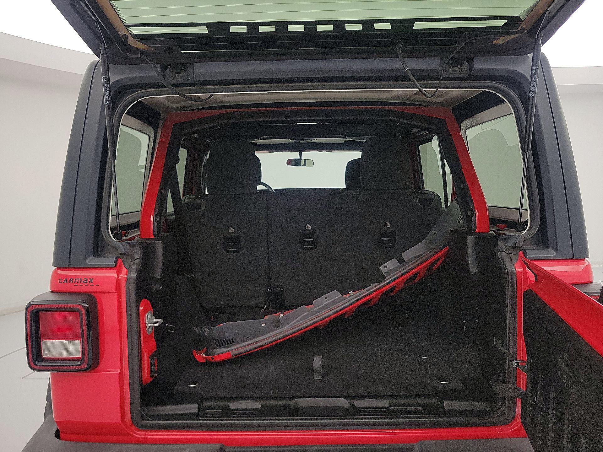 Thumbnail: 2021 Jeep Wrangler - 20