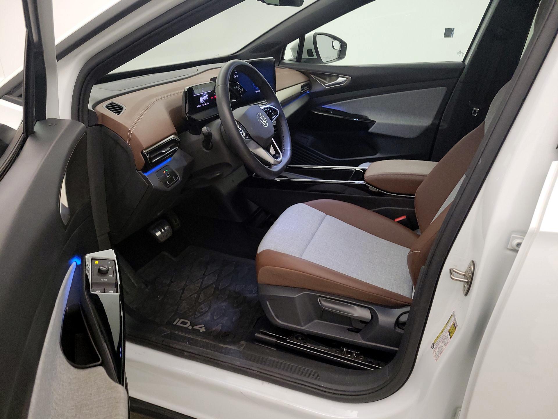 Thumbnail: 2023 Volkswagen ID.4 - 11