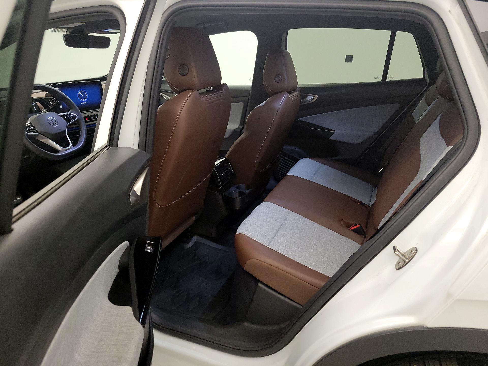 Thumbnail: 2023 Volkswagen ID.4 - 19