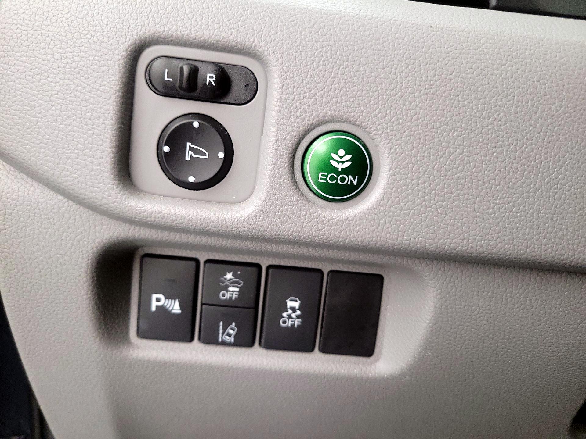 Thumbnail: 2020 Honda Pilot - 13