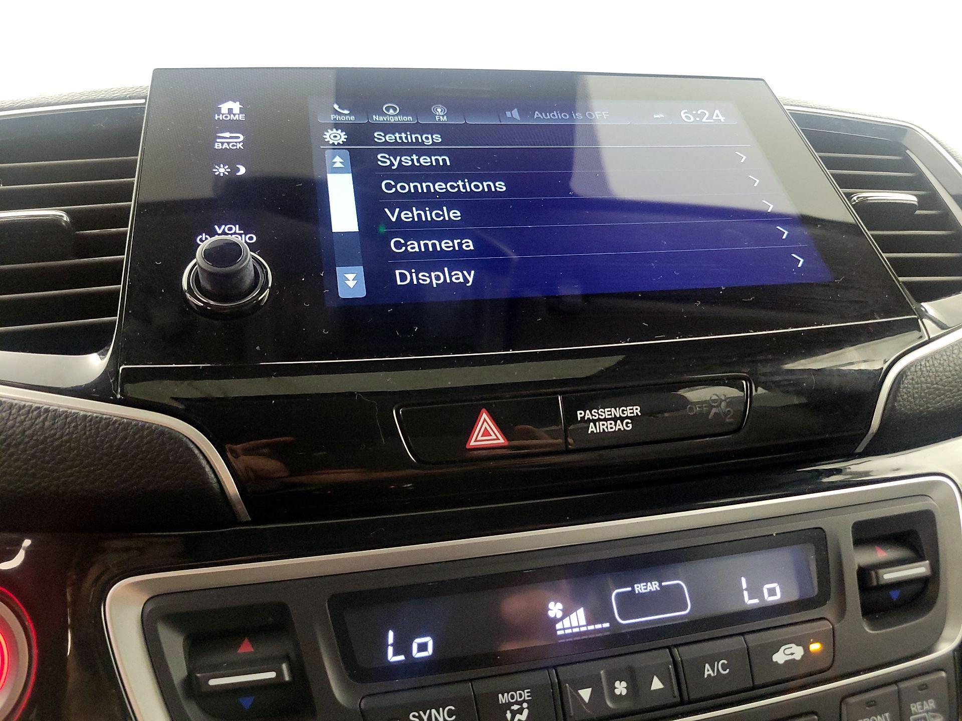 Thumbnail: 2020 Honda Pilot - 15