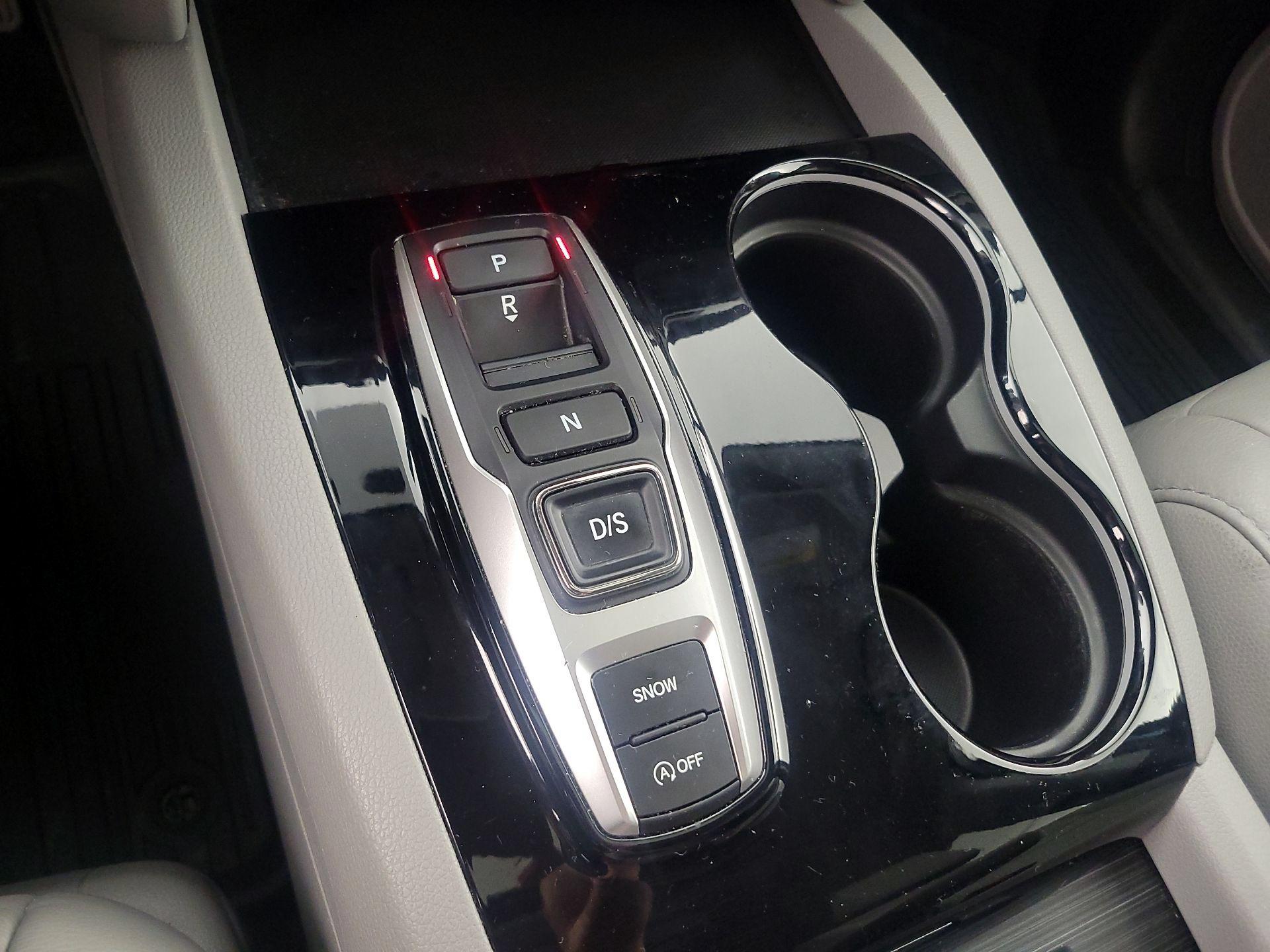 Thumbnail: 2020 Honda Pilot - 17