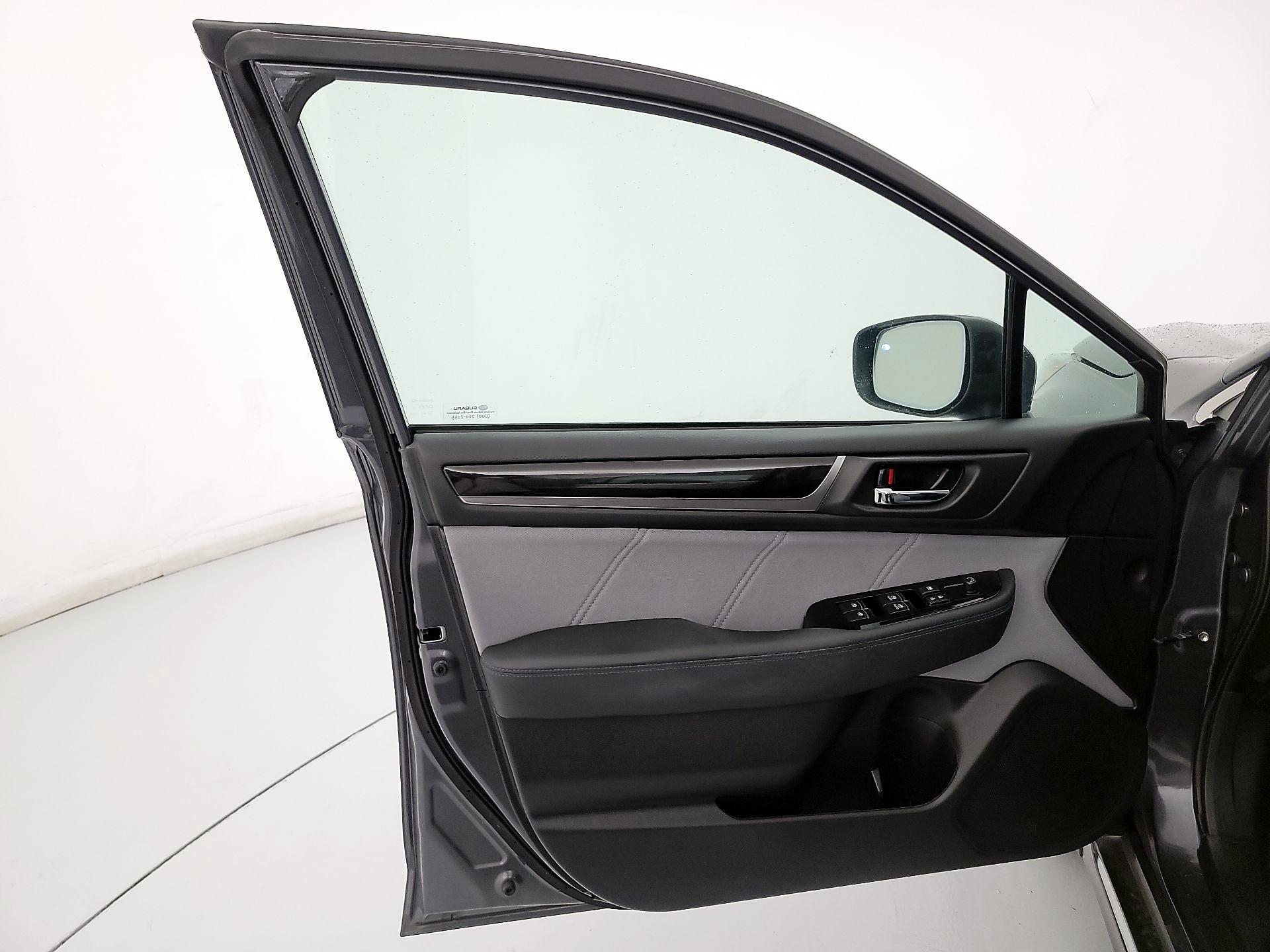 Thumbnail: 2018 Subaru Legacy - 12