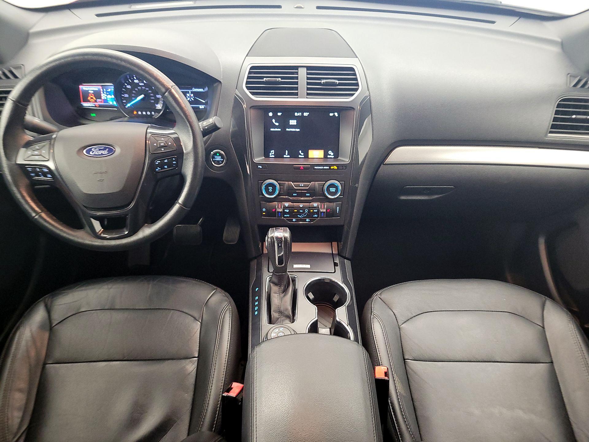 Thumbnail: 2018 Ford Explorer - 9