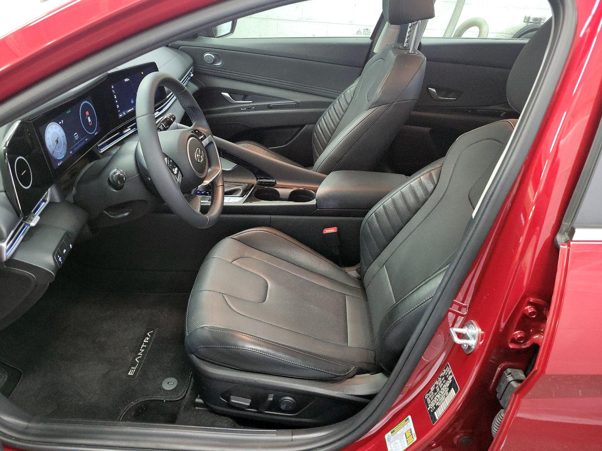 Thumbnail: 2023 Hyundai Elantra - 9