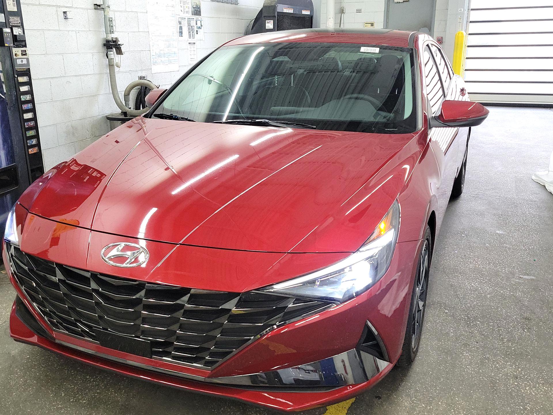 Thumbnail: 2023 Hyundai Elantra - 3