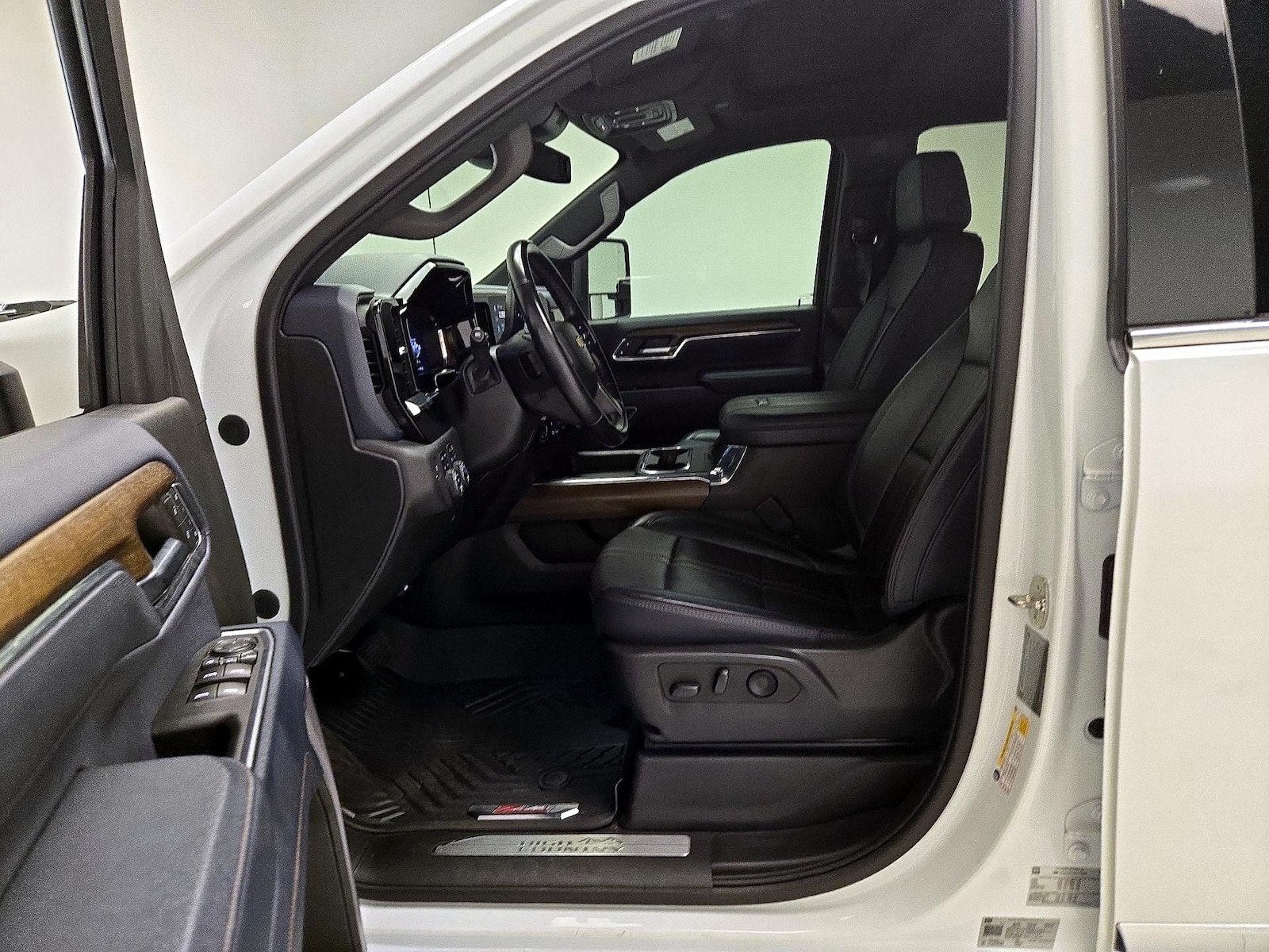2024 Chevrolet Silverado 2500HD High Country - Photo 12