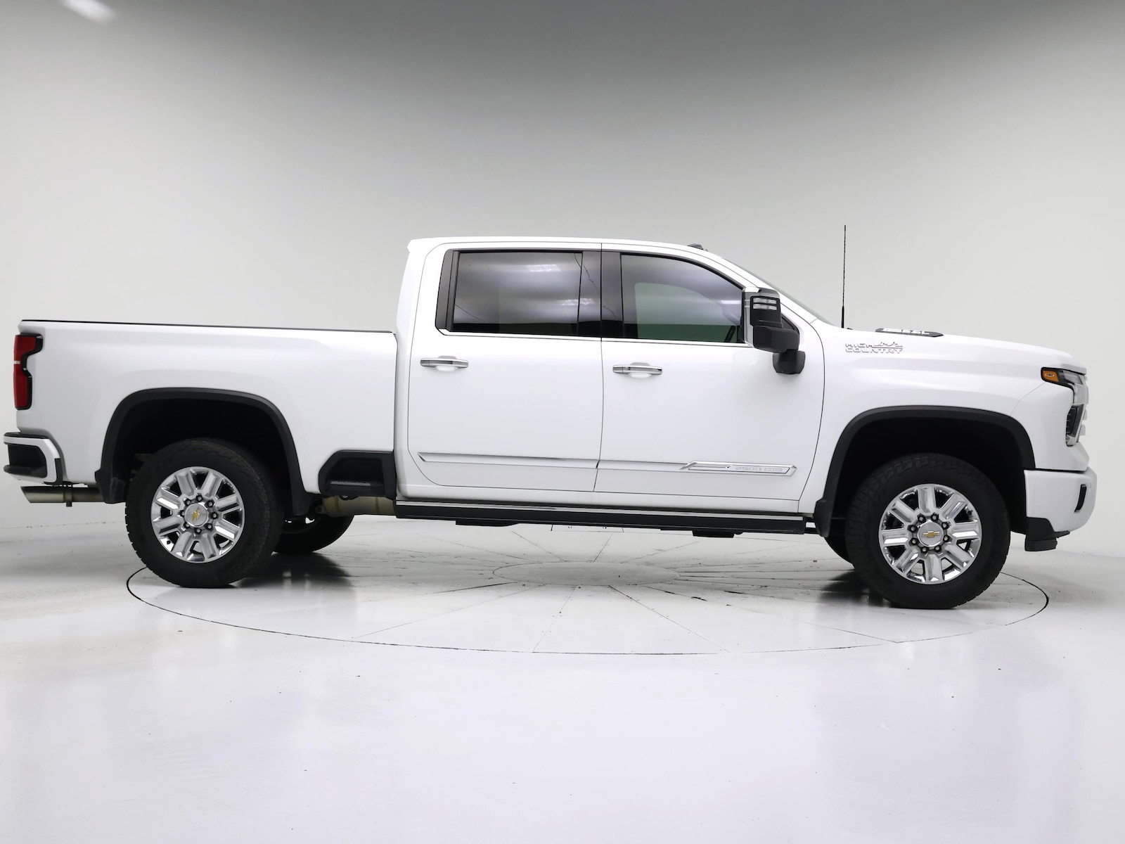 2024 Chevrolet Silverado 2500HD High Country - Photo 8