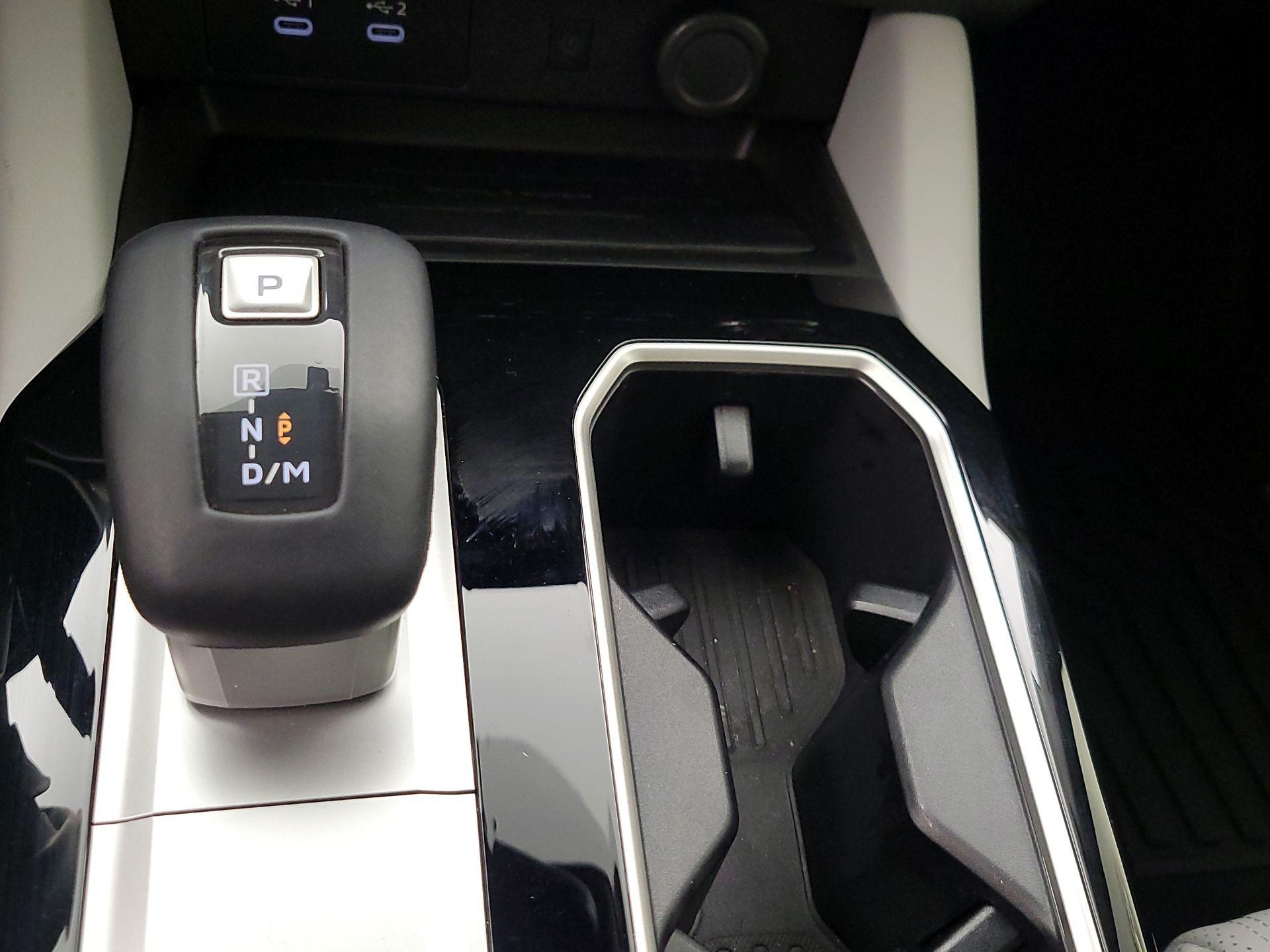 Thumbnail: 2025 Mitsubishi Outlander - 18