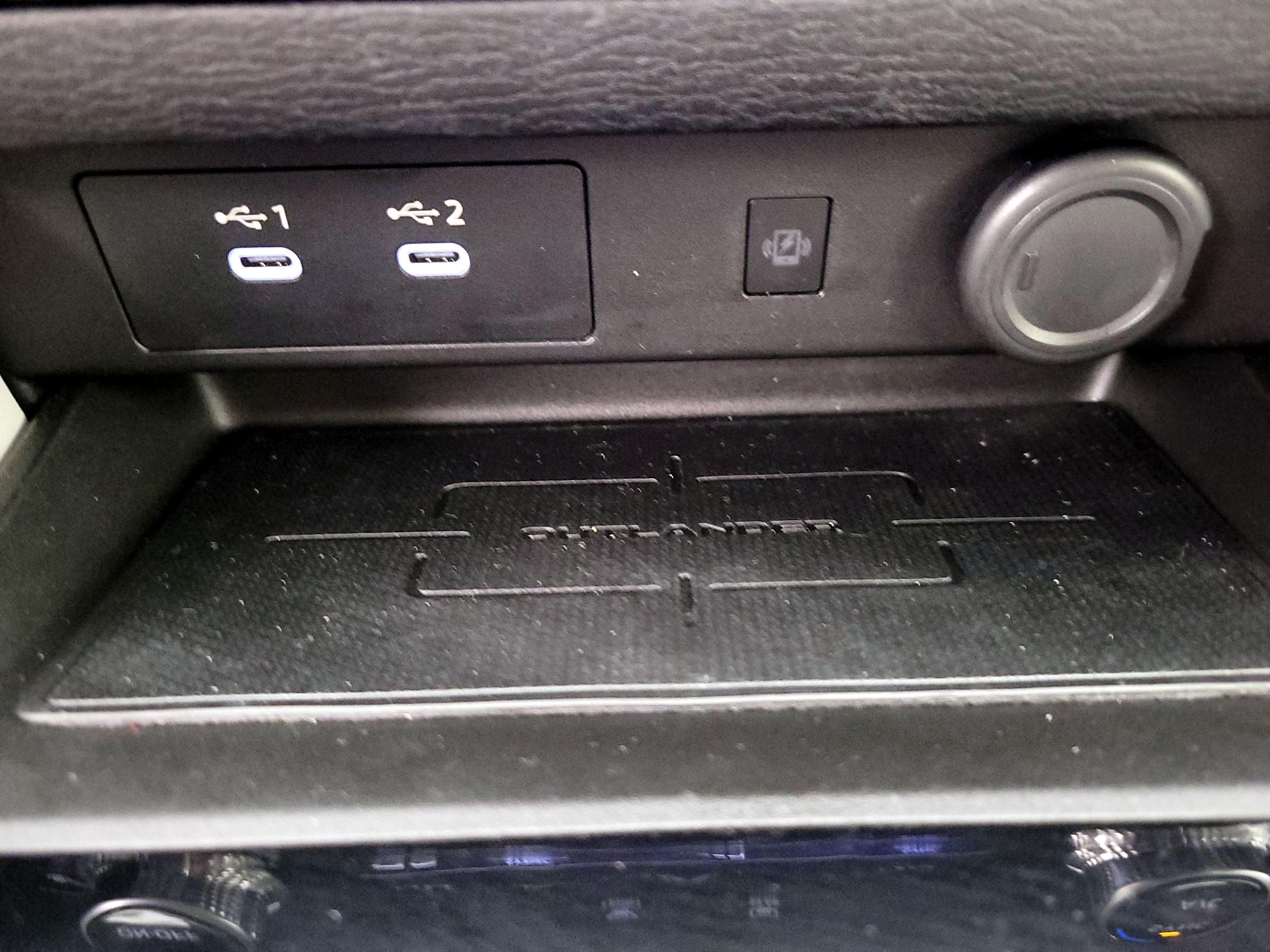 Thumbnail: 2025 Mitsubishi Outlander - 19