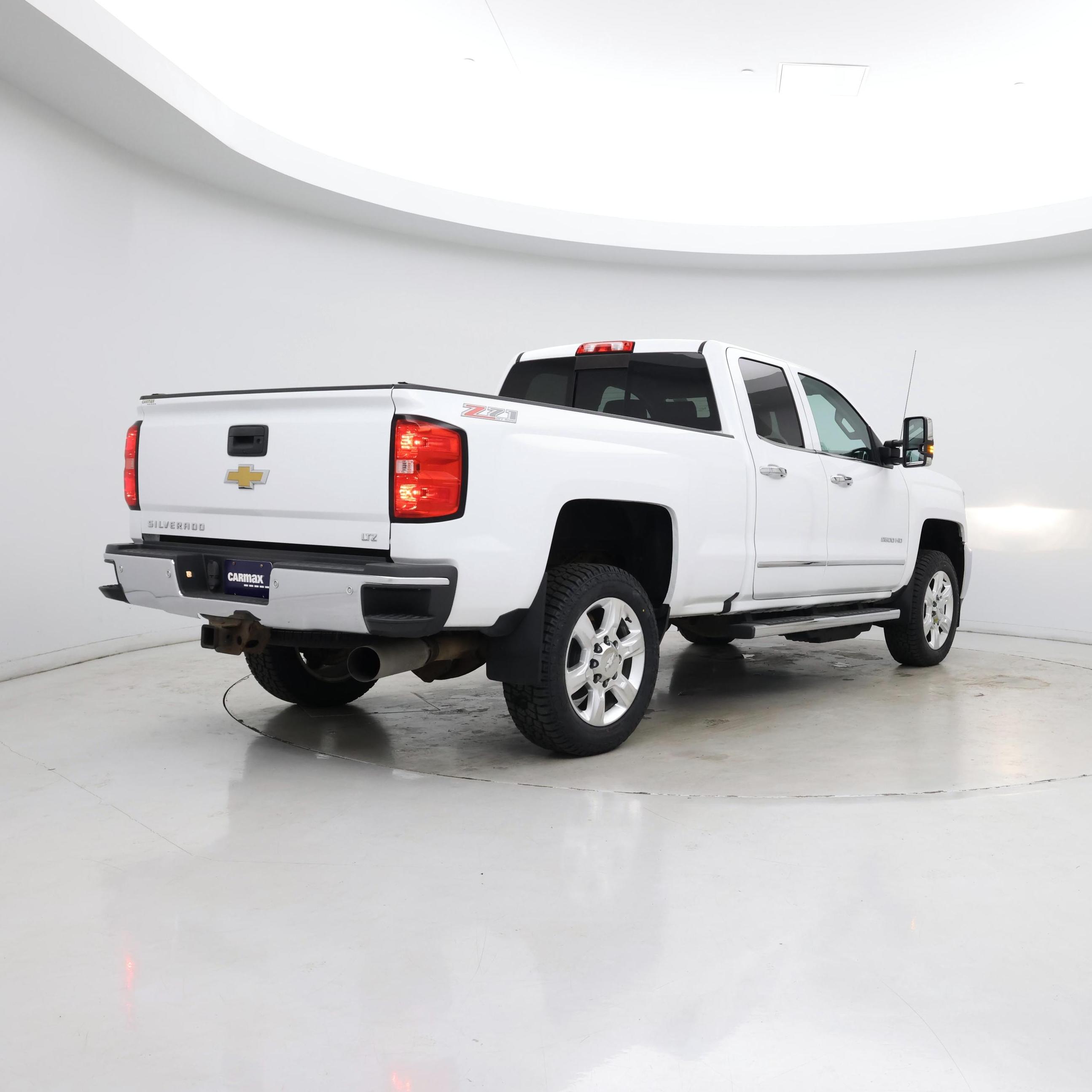 Thumbnail: 2017 Chevrolet Silverado 2500 - 8