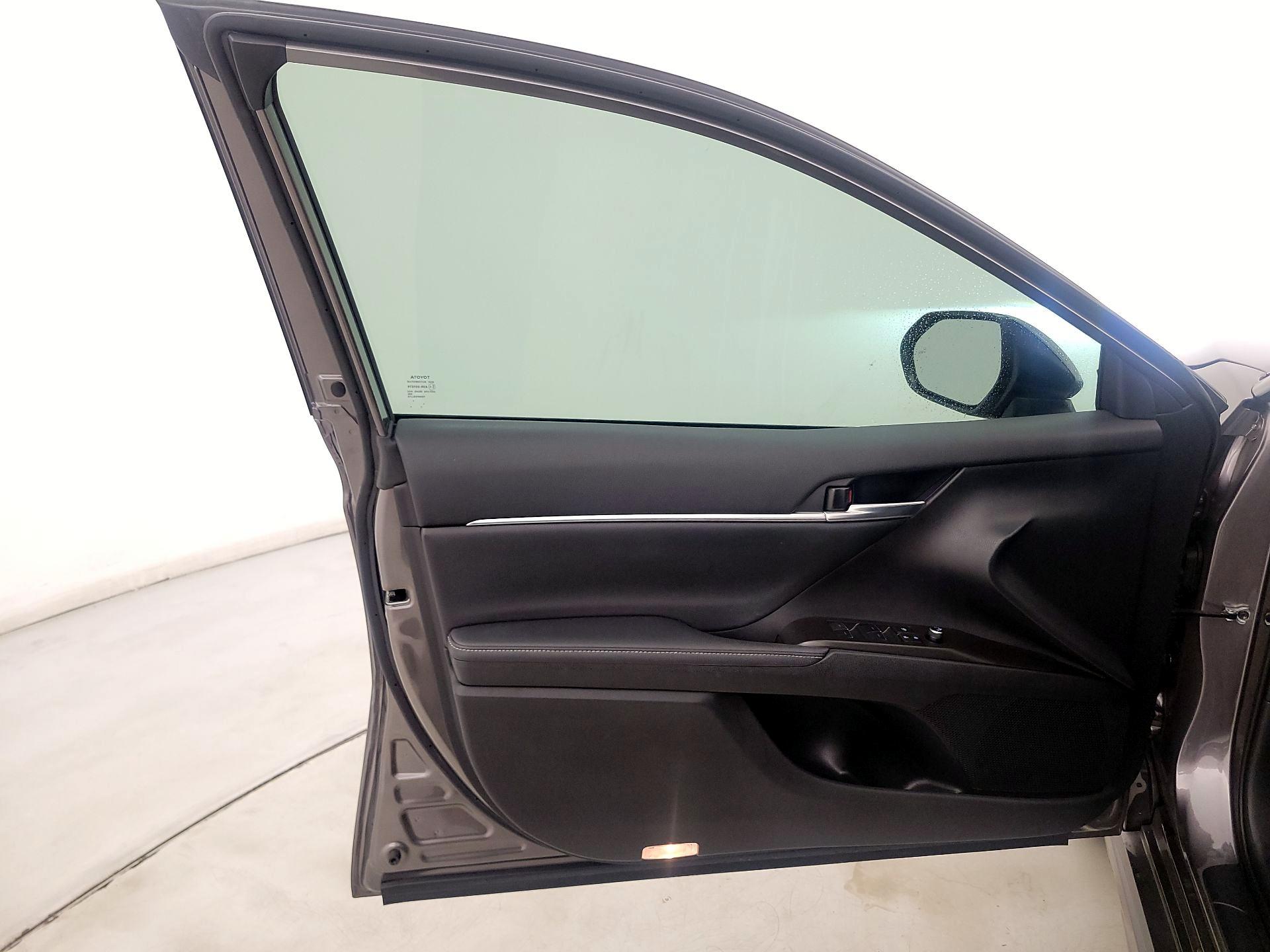 Thumbnail: 2024 Toyota Camry - 12