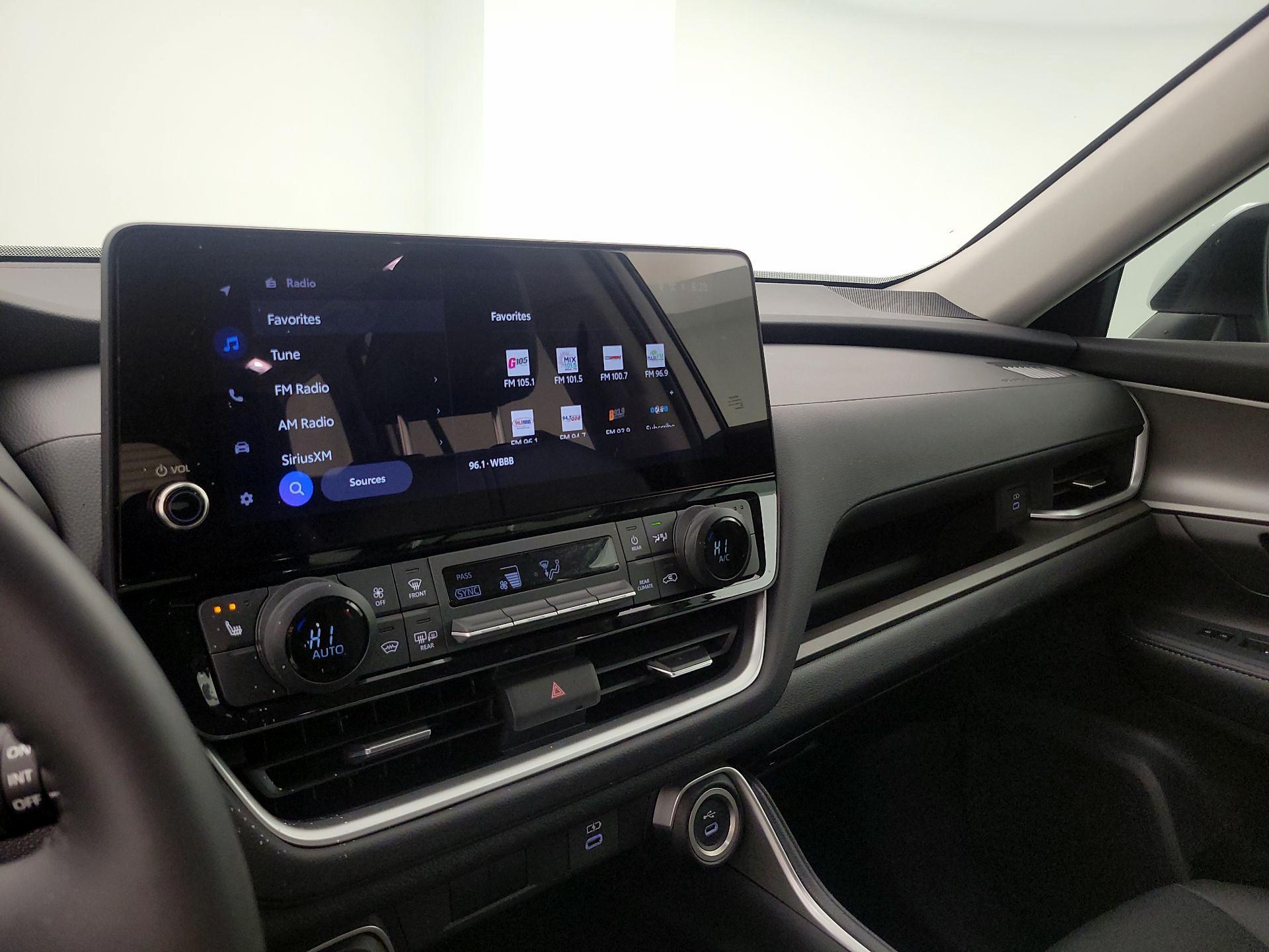 Thumbnail: 2025 Toyota Grand Highlander - 15