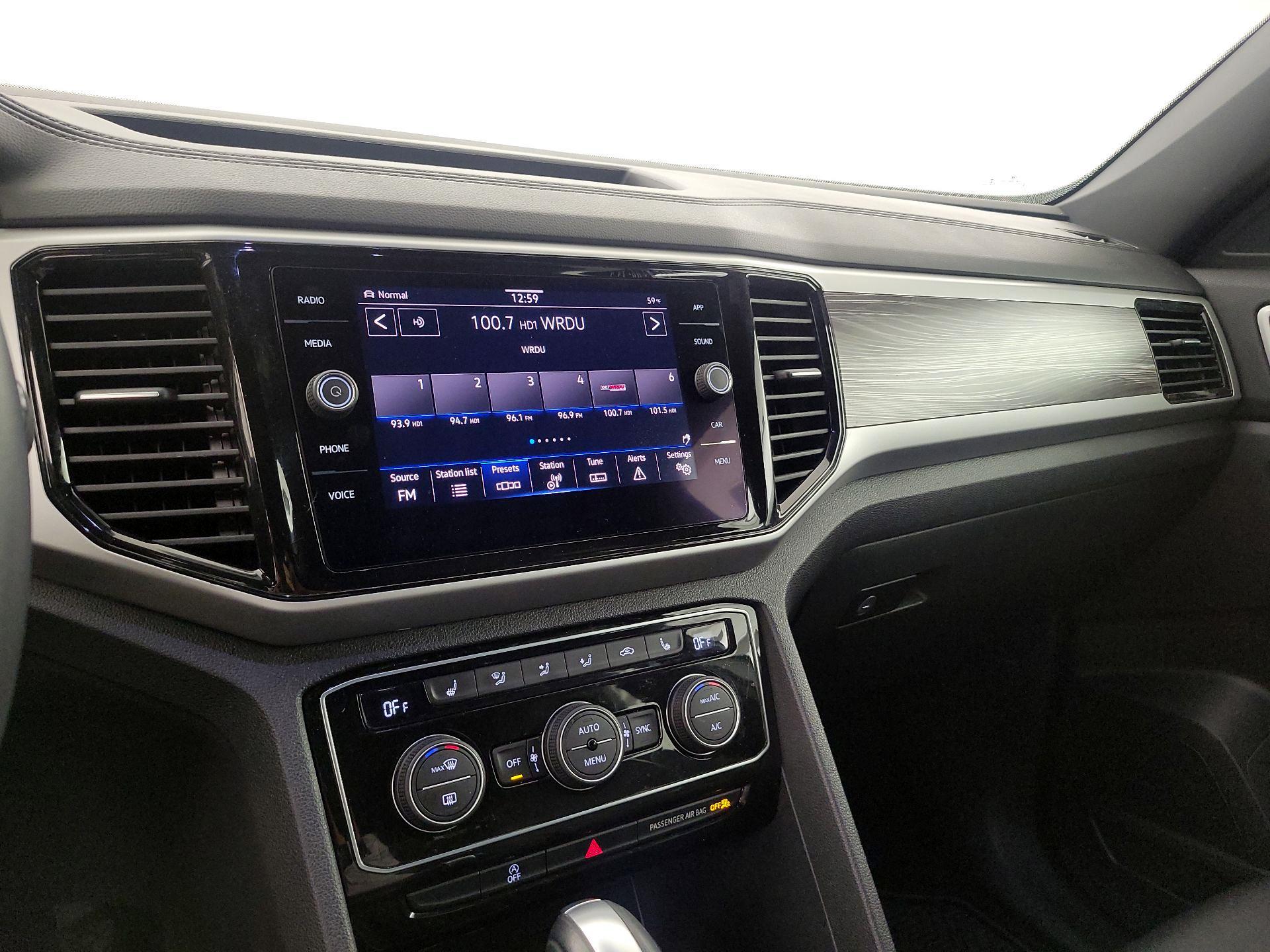 Thumbnail: 2022 Volkswagen Atlas - 15