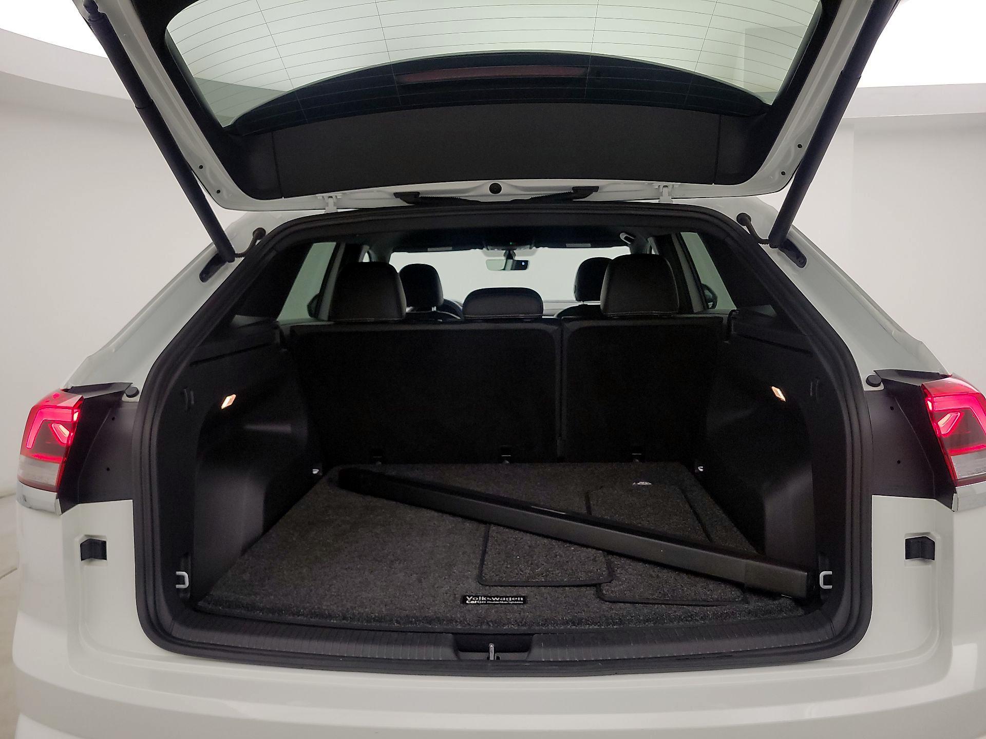 Thumbnail: 2022 Volkswagen Atlas - 20