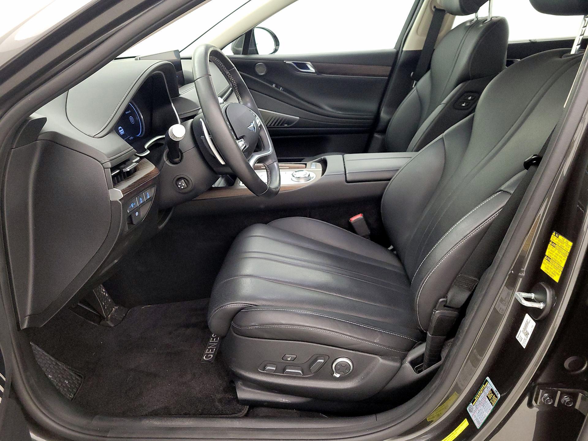 Thumbnail: 2022 Genesis G80 - 11