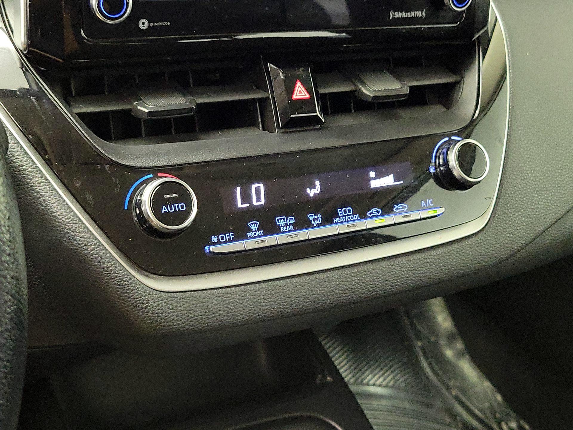 Thumbnail: 2021 Toyota Corolla - 16