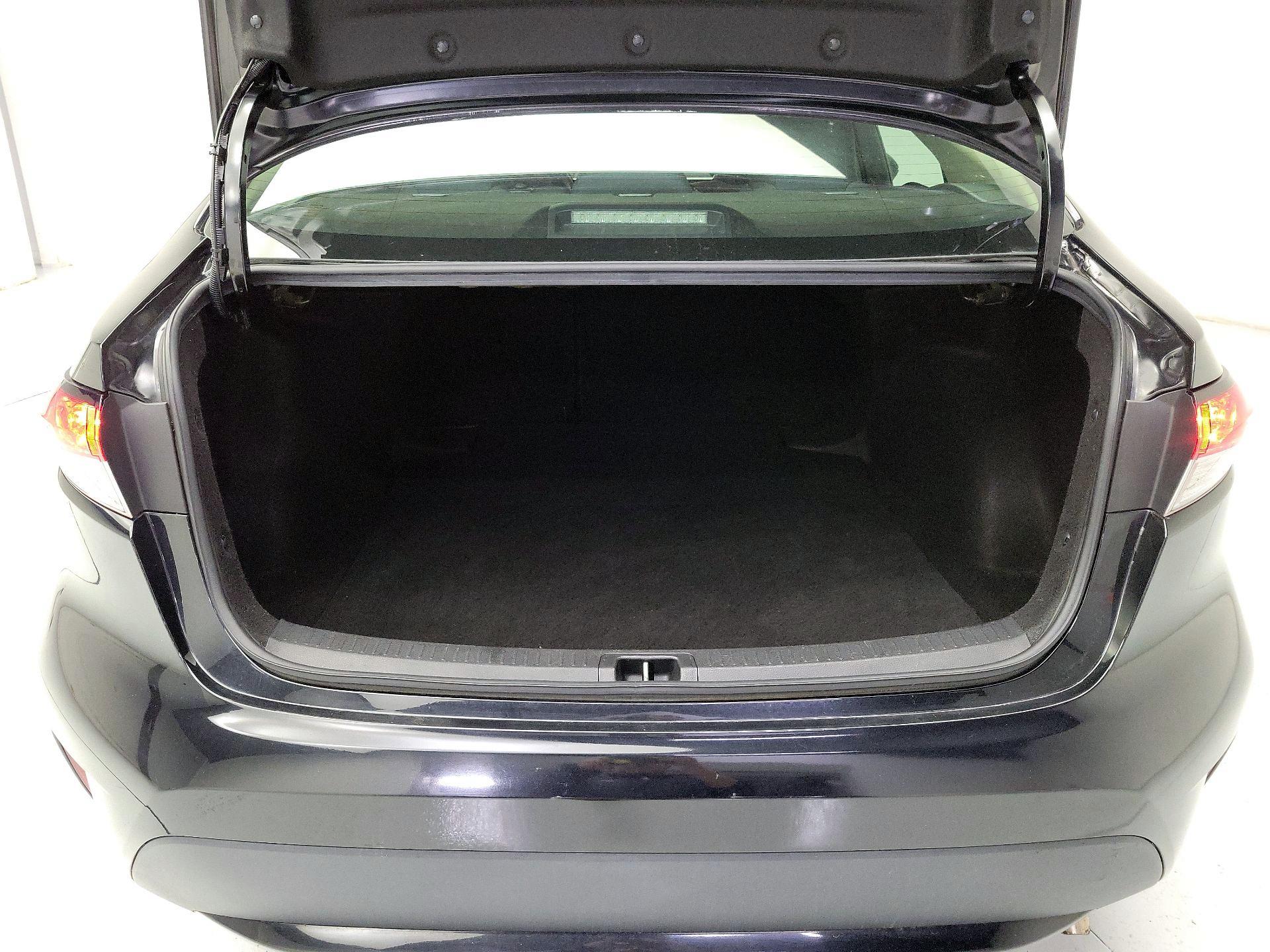 Thumbnail: 2021 Toyota Corolla - 20