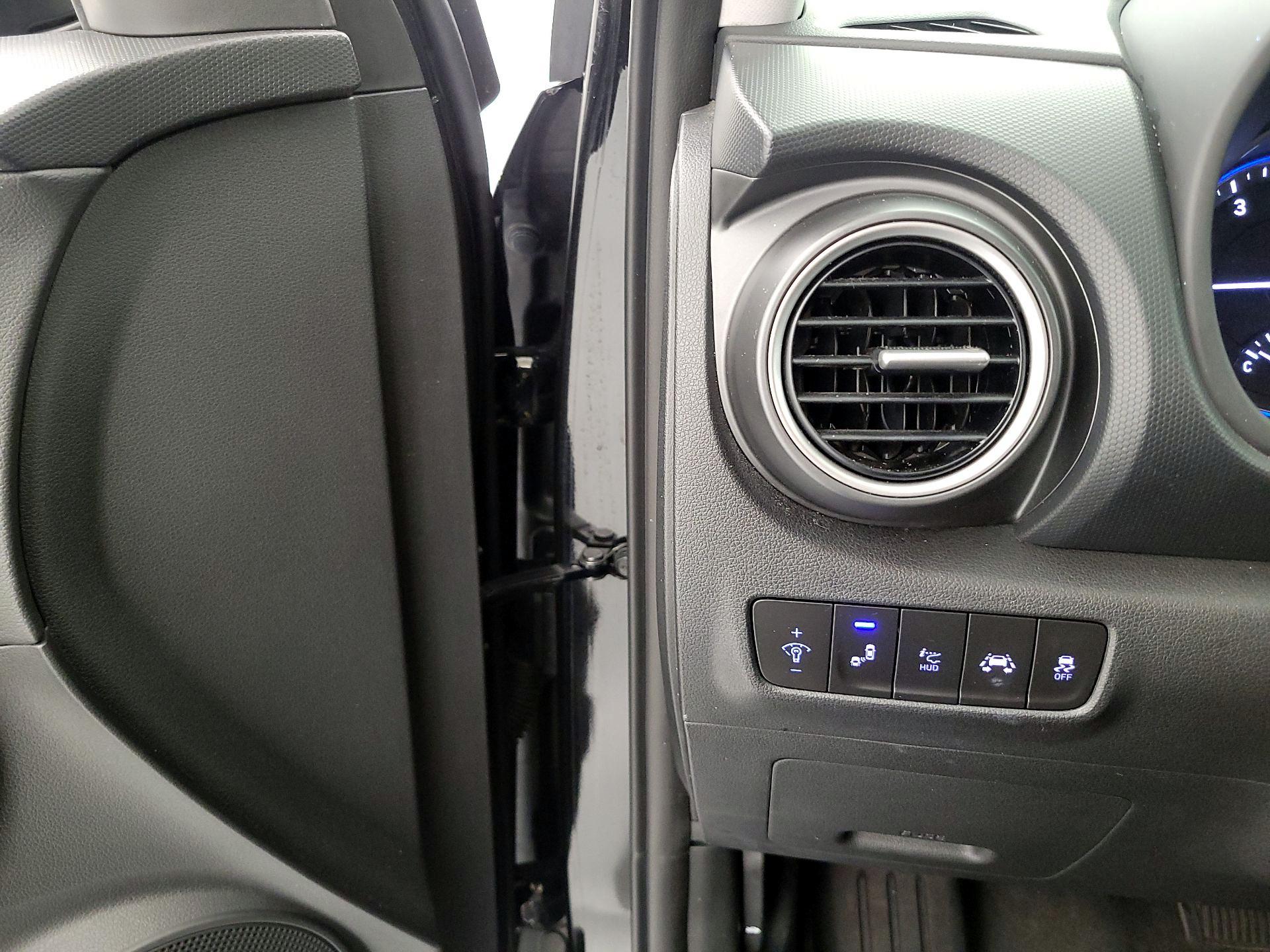 Thumbnail: 2021 Hyundai Kona - 13