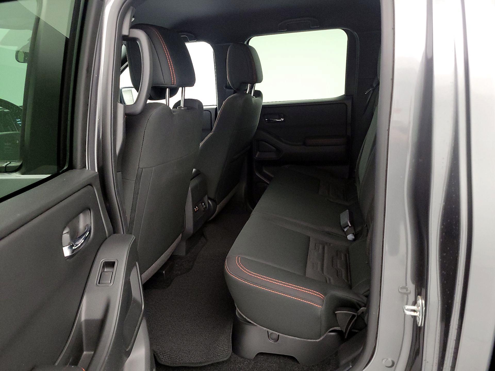 Thumbnail: 2025 Nissan Frontier - 19