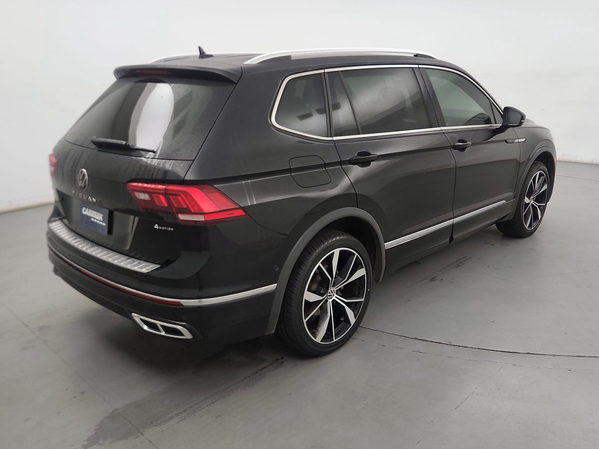 Thumbnail: 2022 Volkswagen Tiguan - 5