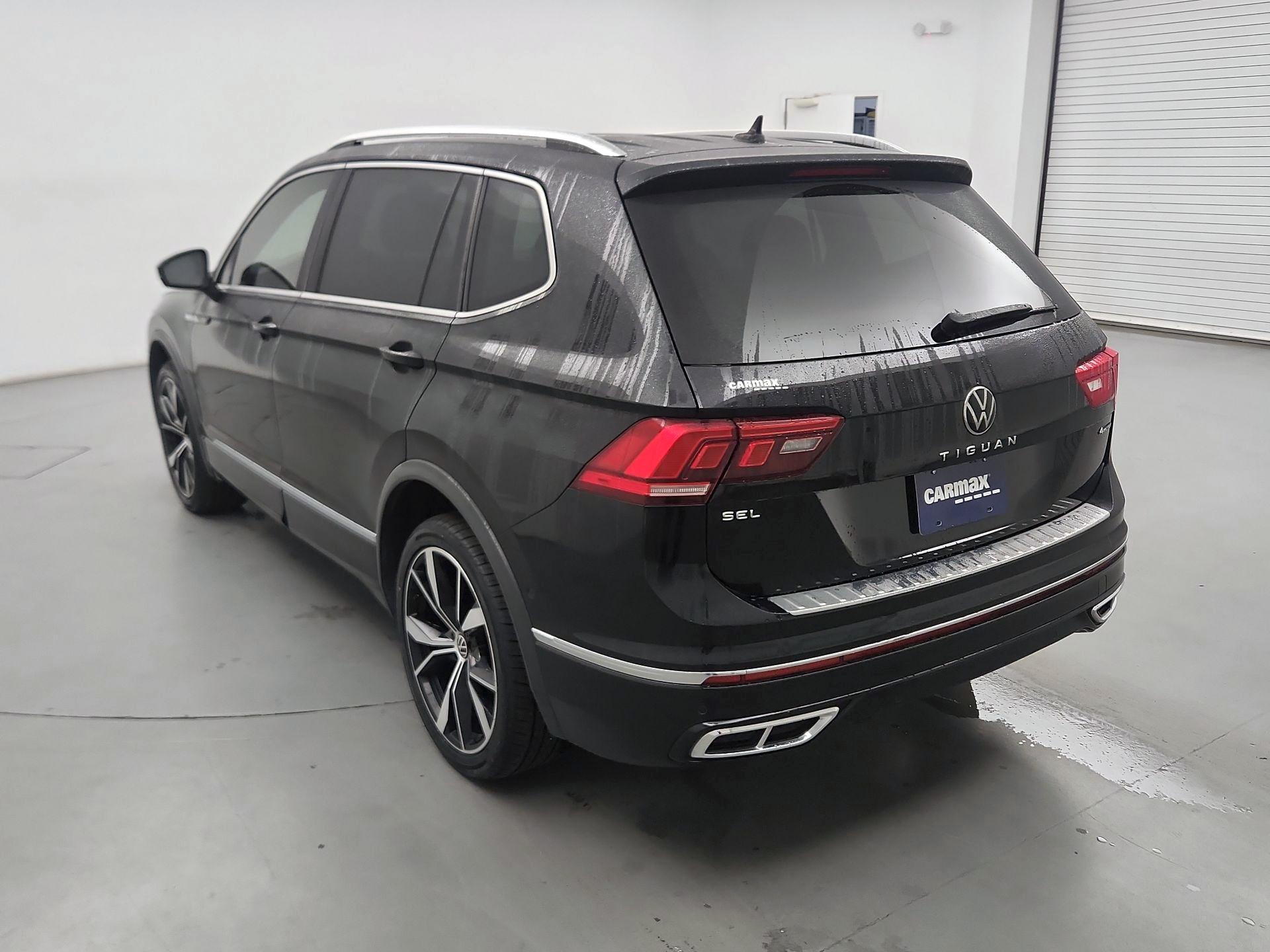 Thumbnail: 2022 Volkswagen Tiguan - 7